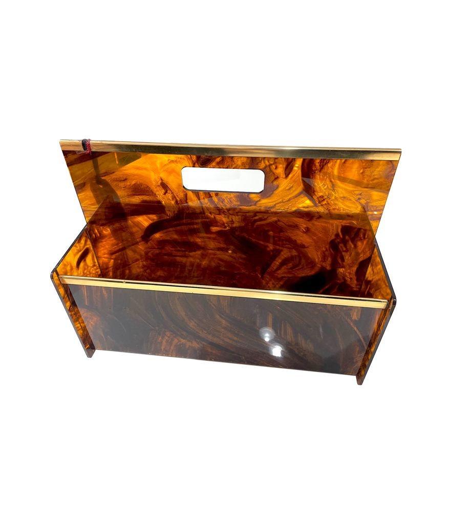 A French 1970s faux tortoiseshell and brass magazine rack by Mercier Freres For Sale 7