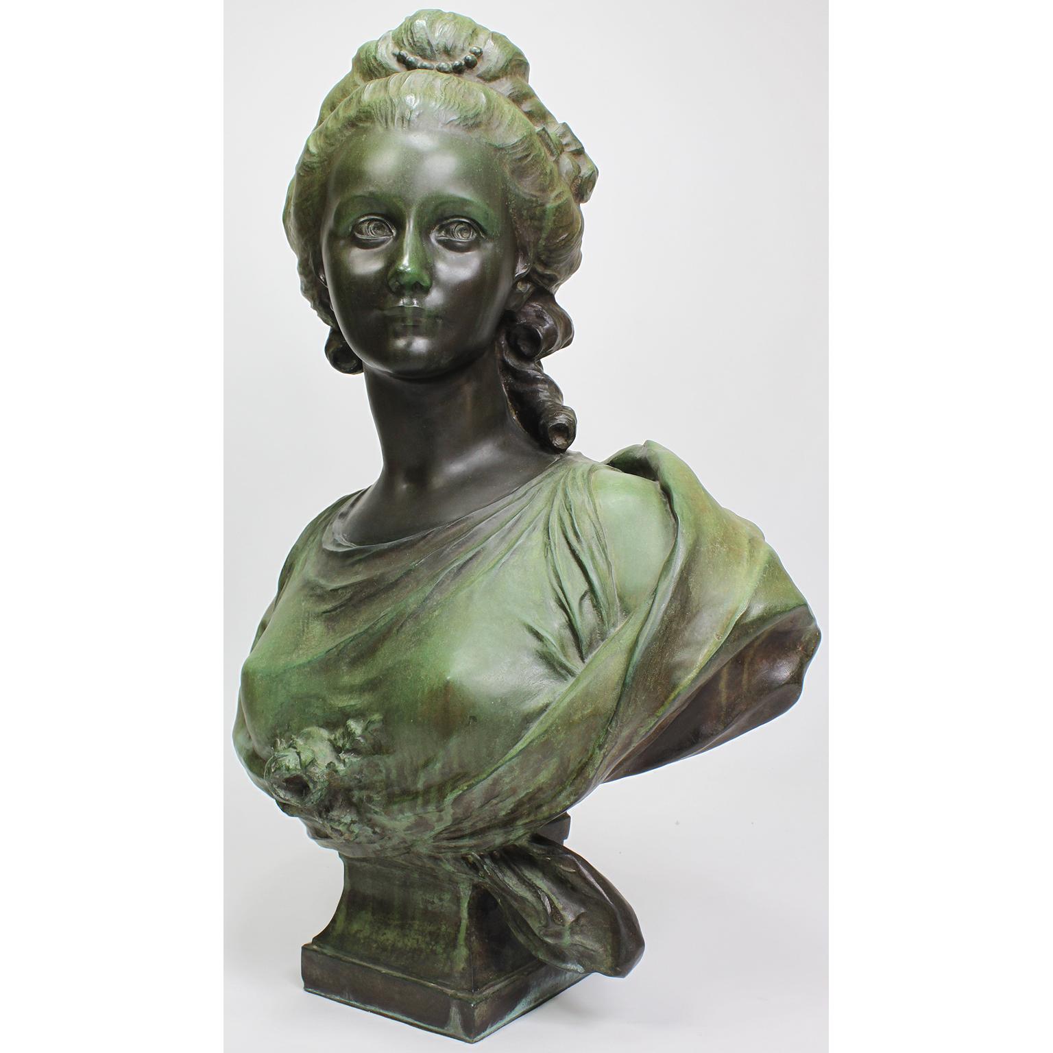 Art nouveau Buste de Marie-Antoinette Art-Nouveau du 19e-20e siècle en bronze patiné en vente