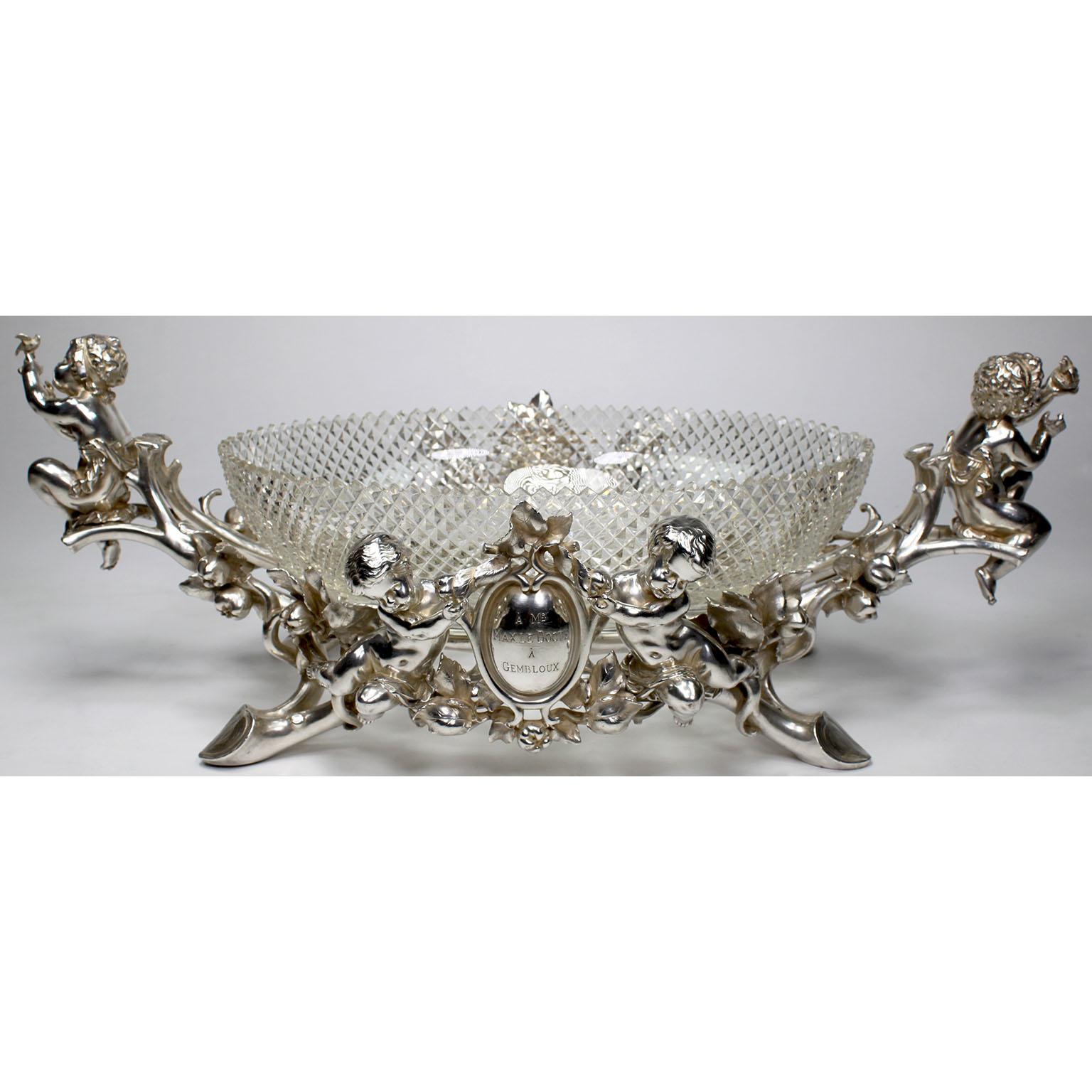 French 19th/20th Century Louis XV Style Christofle & Cie Figural Centerpiece In Good Condition For Sale In Los Angeles, CA