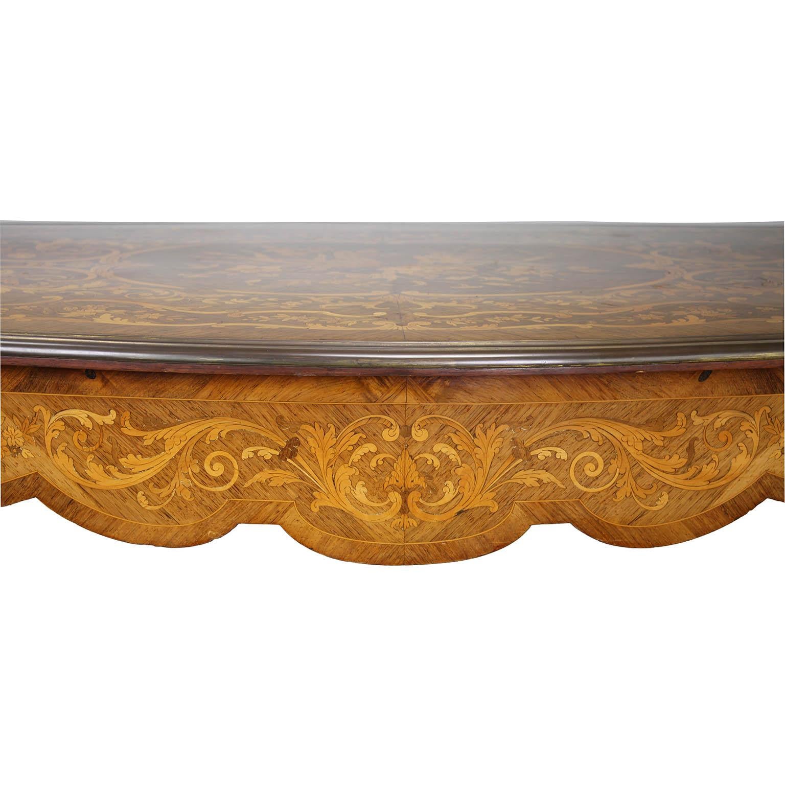 A French 19th/20th Century Louis XV Style Tulipwood Marquetry Writing Table/Desk For Sale 6