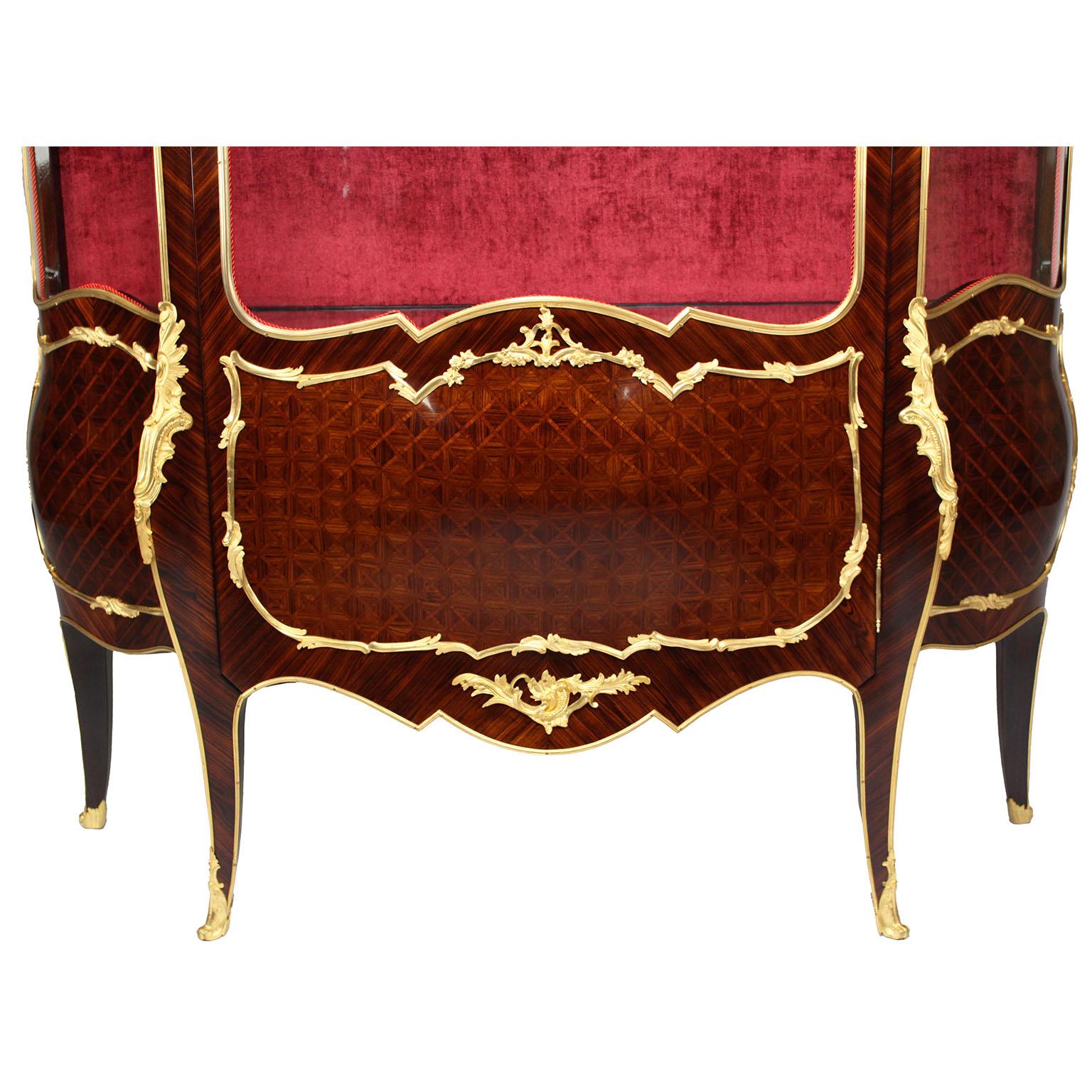 Early 20th Century A French Louis XV Style Belle Époque Ormolu Mounted Vitrine, by Alexandre Hugnet For Sale