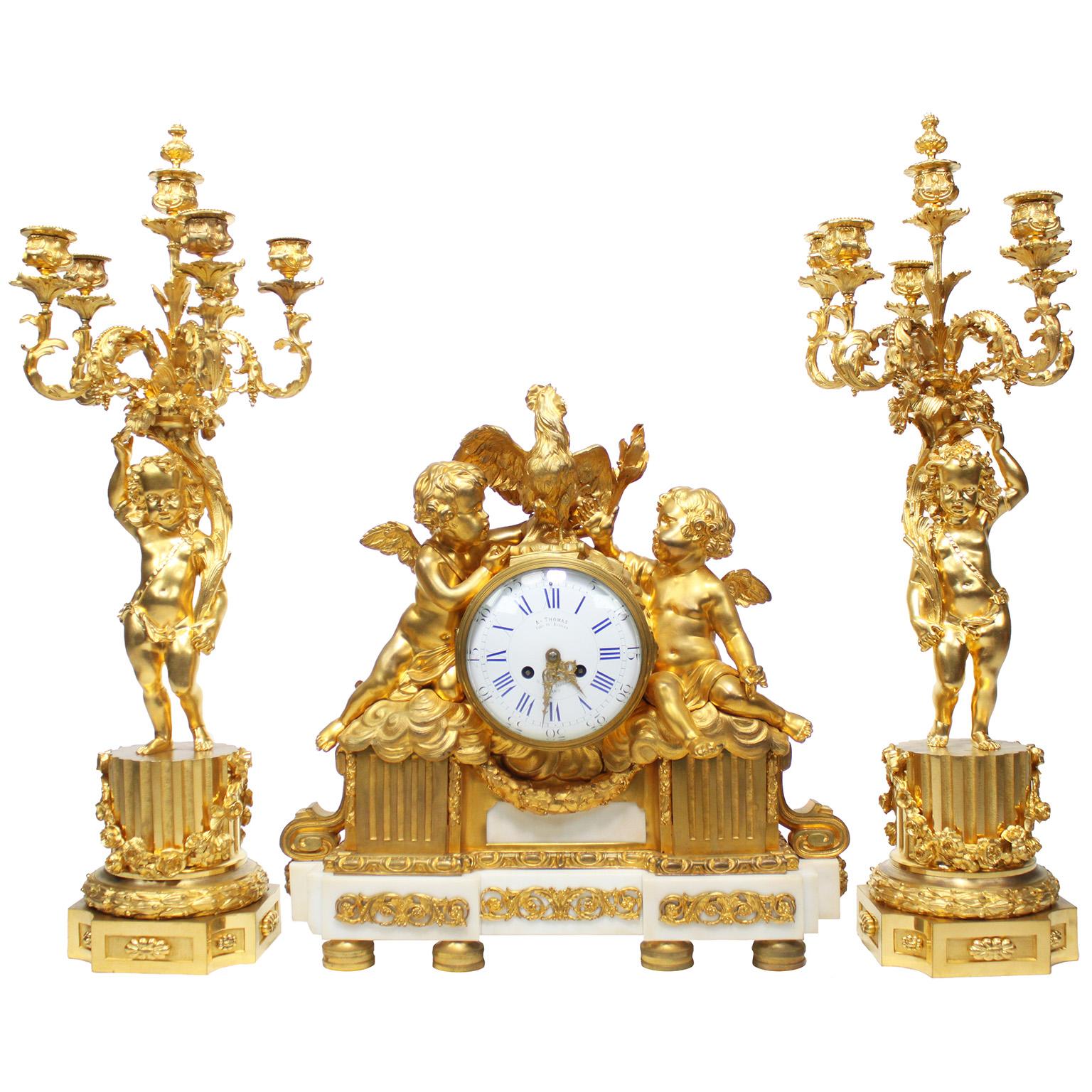A.I.C. francese del XIX secolo, stile Luigi XV, orologio con cherubino in ormolu e candelabri in vendita 14