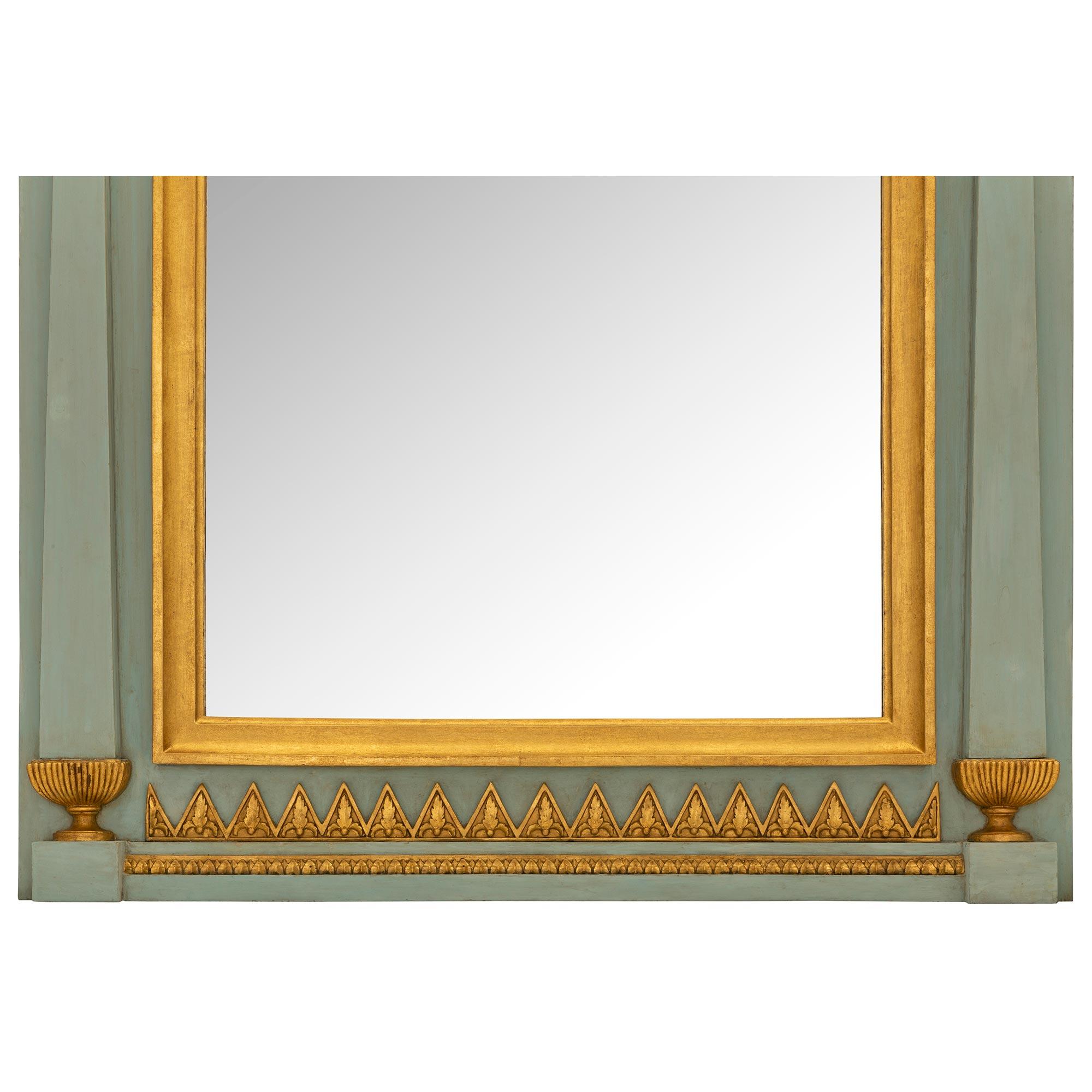French 19th Century 1st Empire Period Patinated and Giltwood Mirror, Circa 1805 For Sale 4
