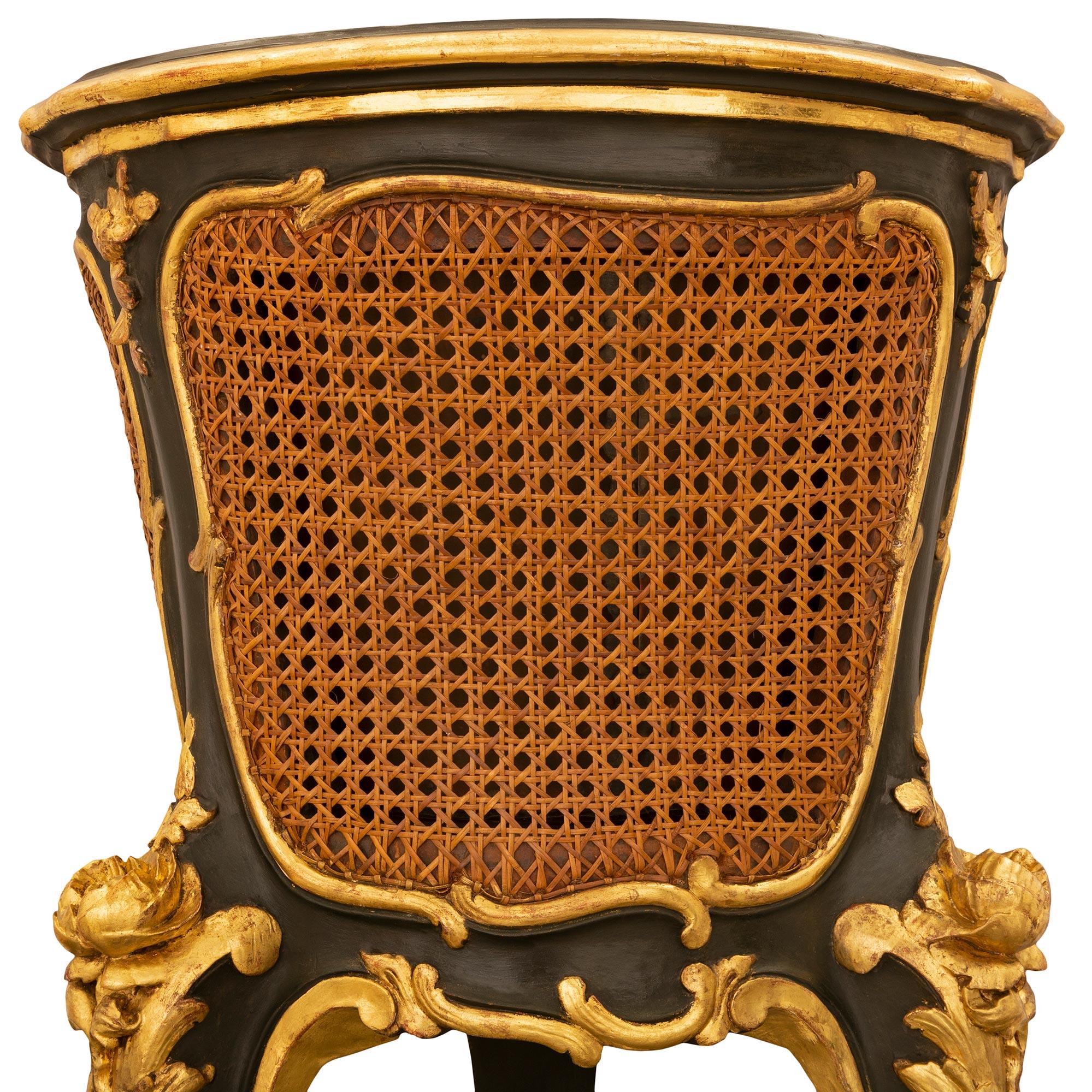 French, 19th Century, Belle Époque Period Polychrome and Giltwood Planter For Sale 3