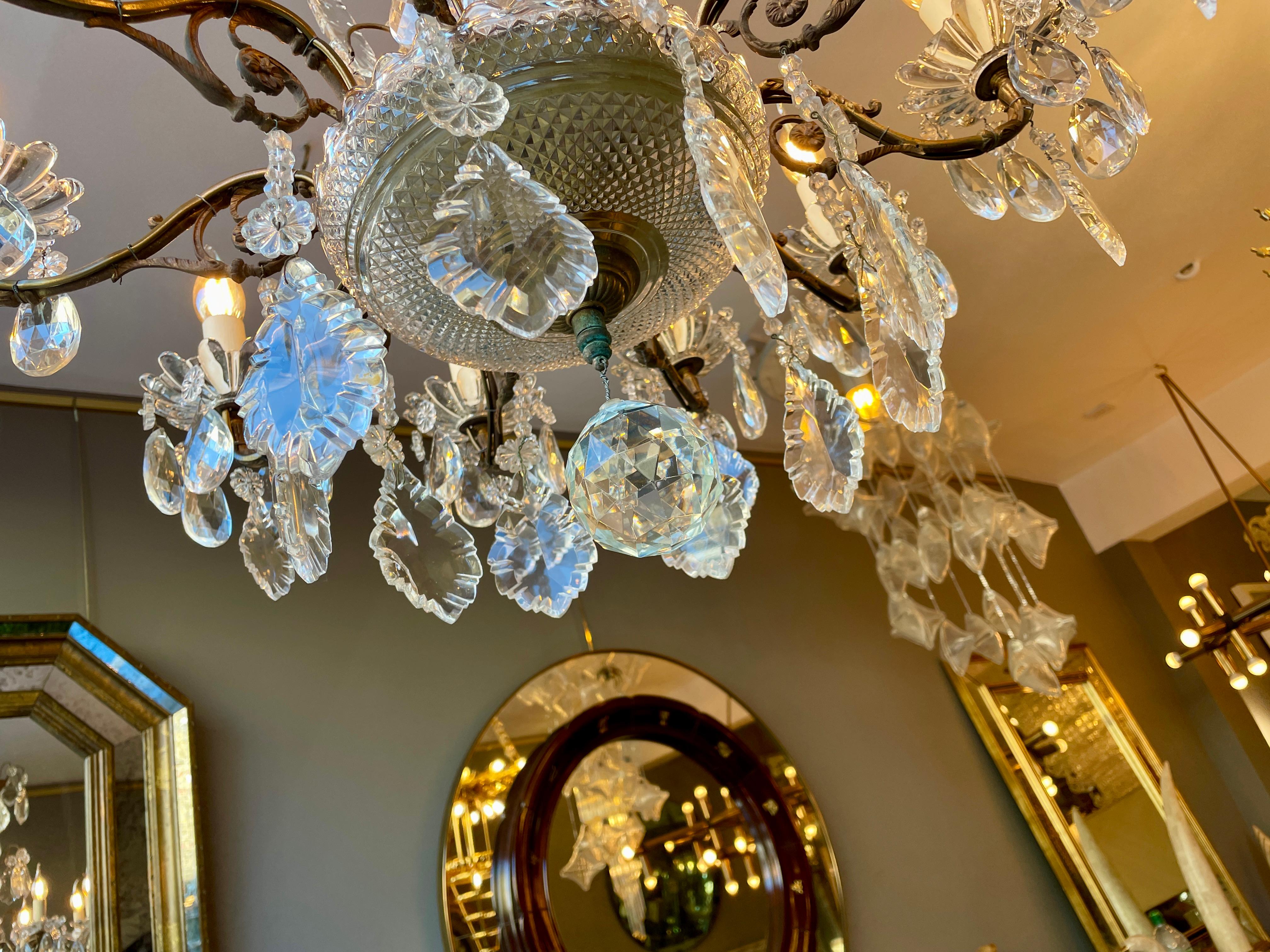 French 19th Century Bronze and Crystal Chandelier For Sale 11