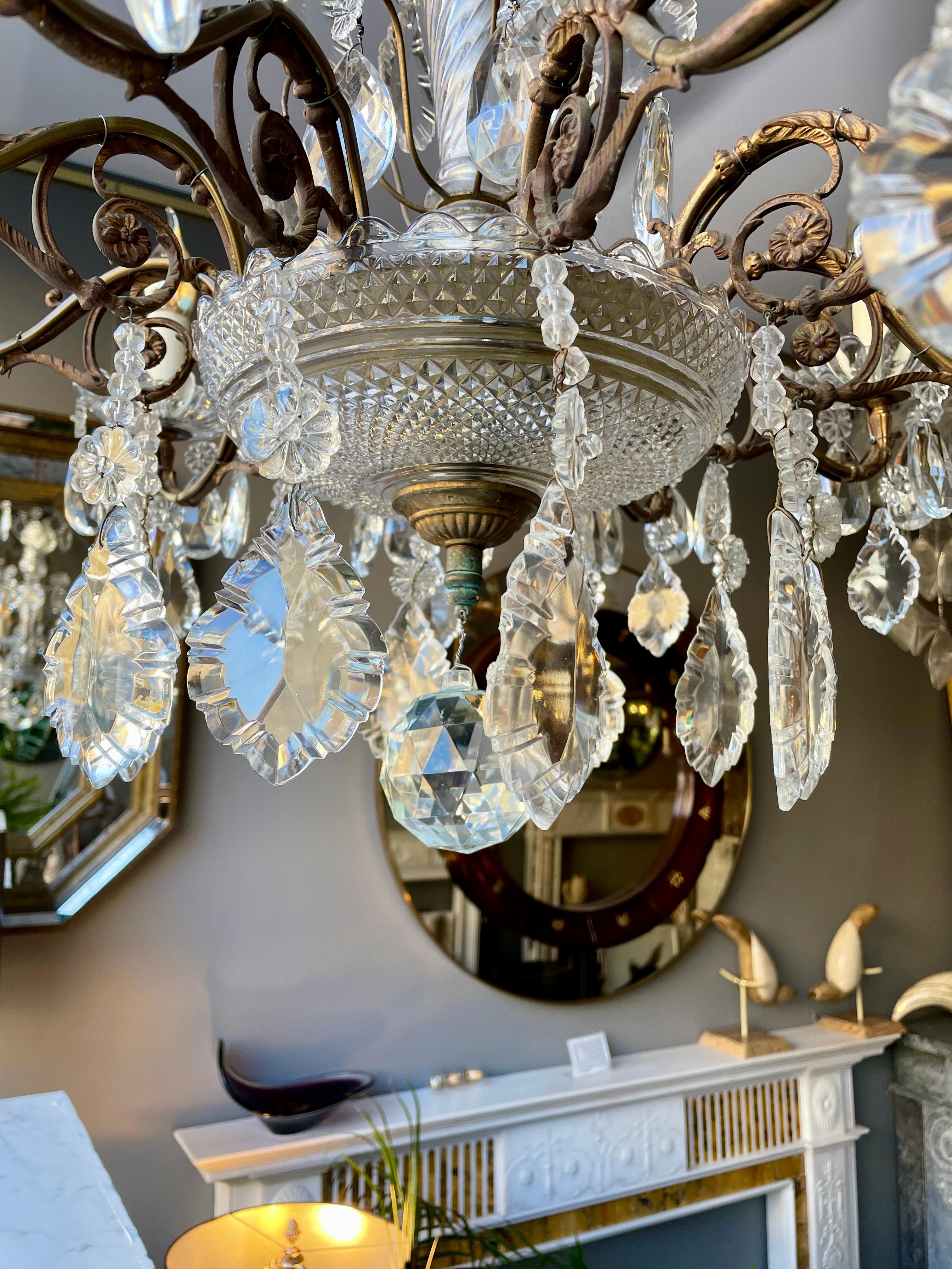 French 19th Century Bronze and Crystal Chandelier For Sale 3