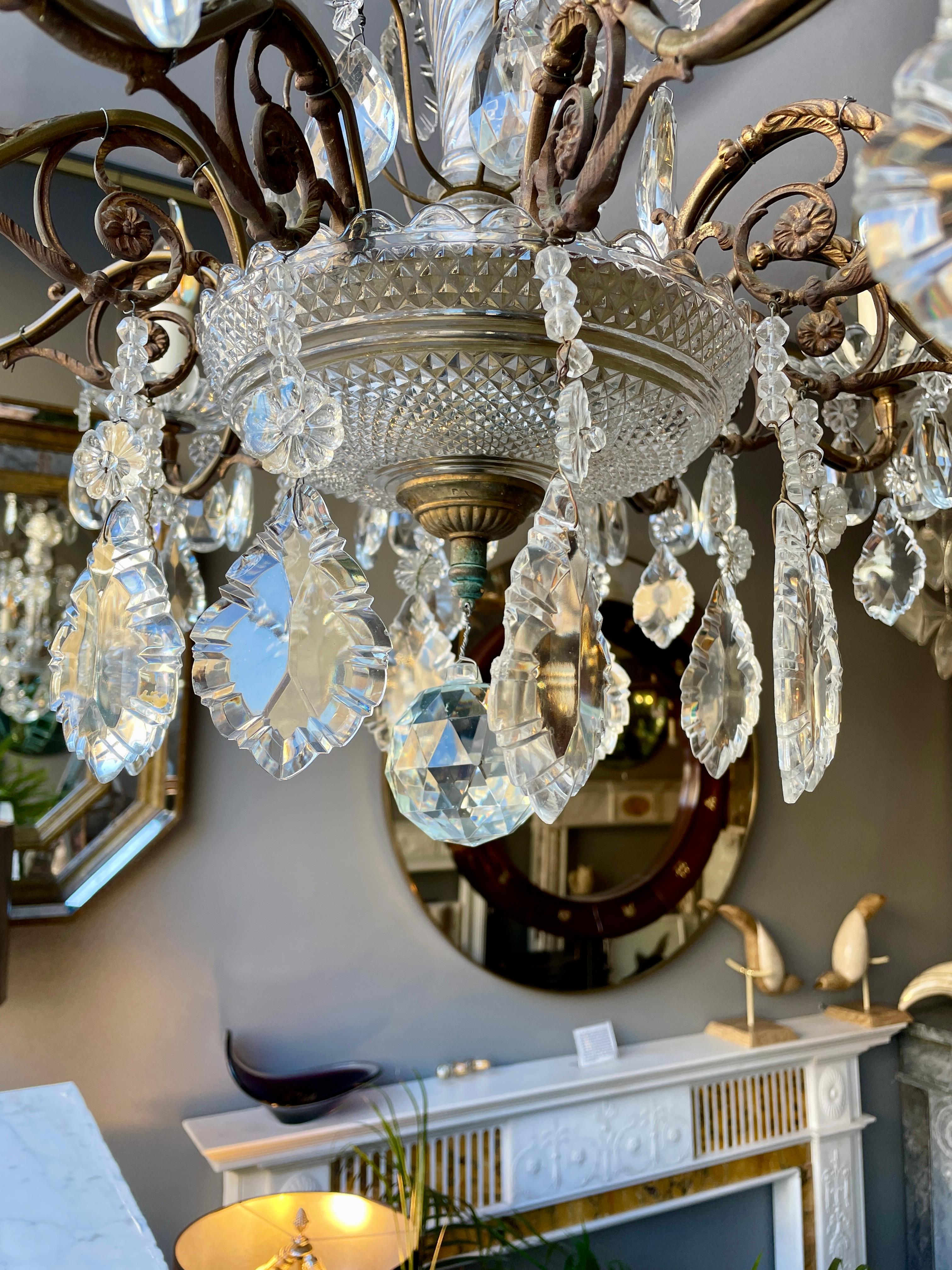 French 19th Century Bronze and Crystal Chandelier For Sale 4