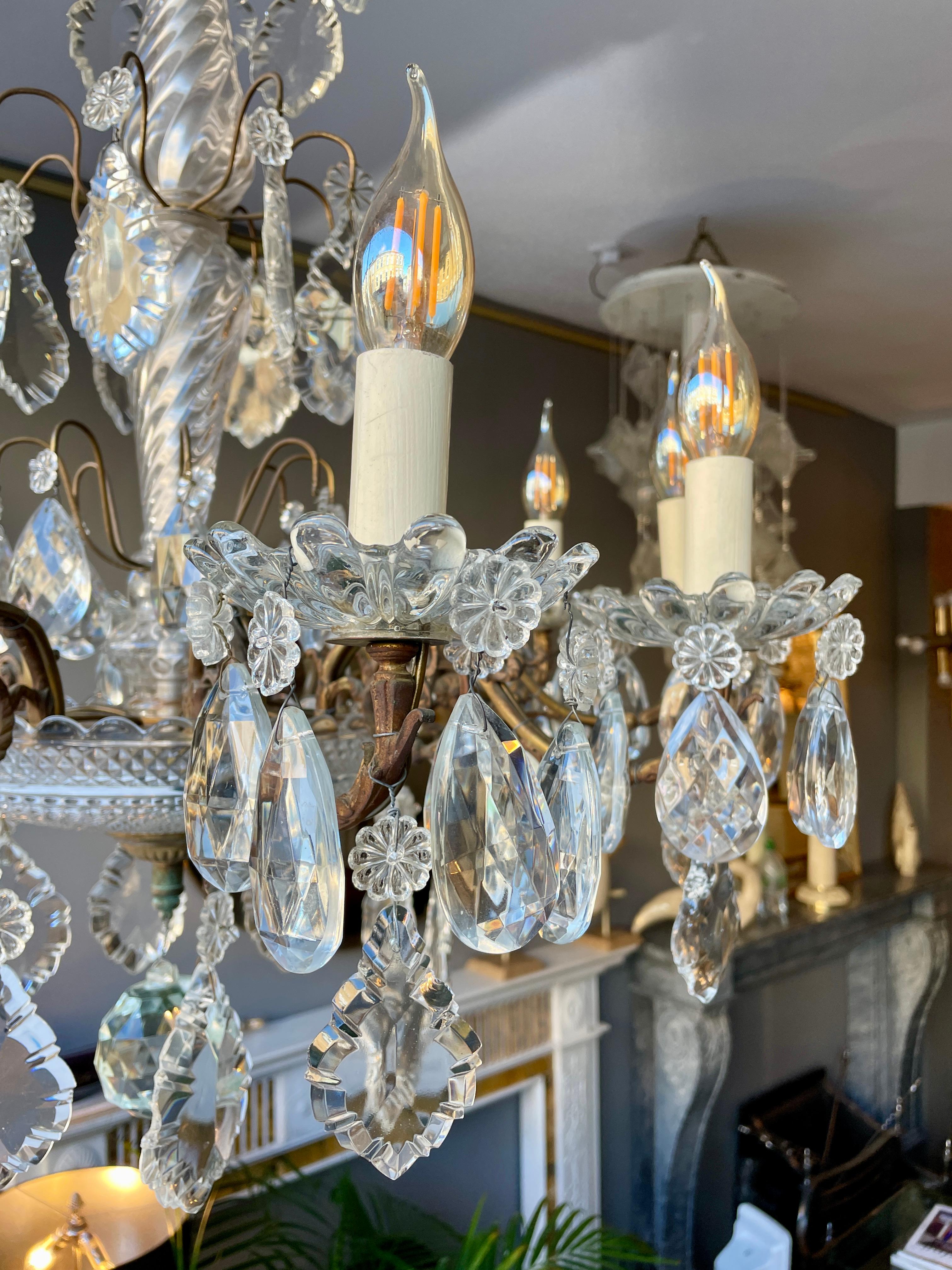 French 19th Century Bronze and Crystal Chandelier For Sale 5