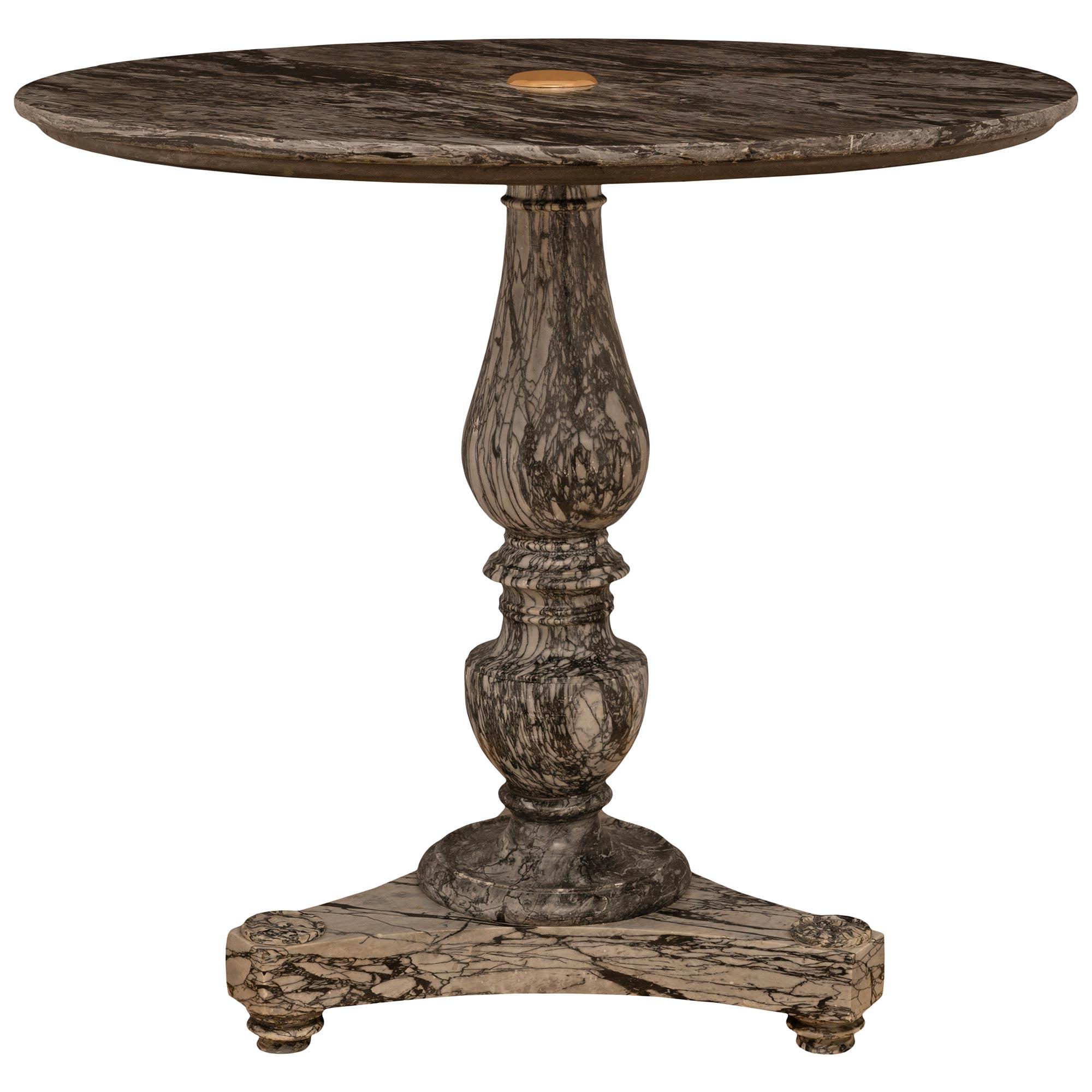 A French 19th century Charles X period center table In Good Condition For Sale In West Palm Beach, FL