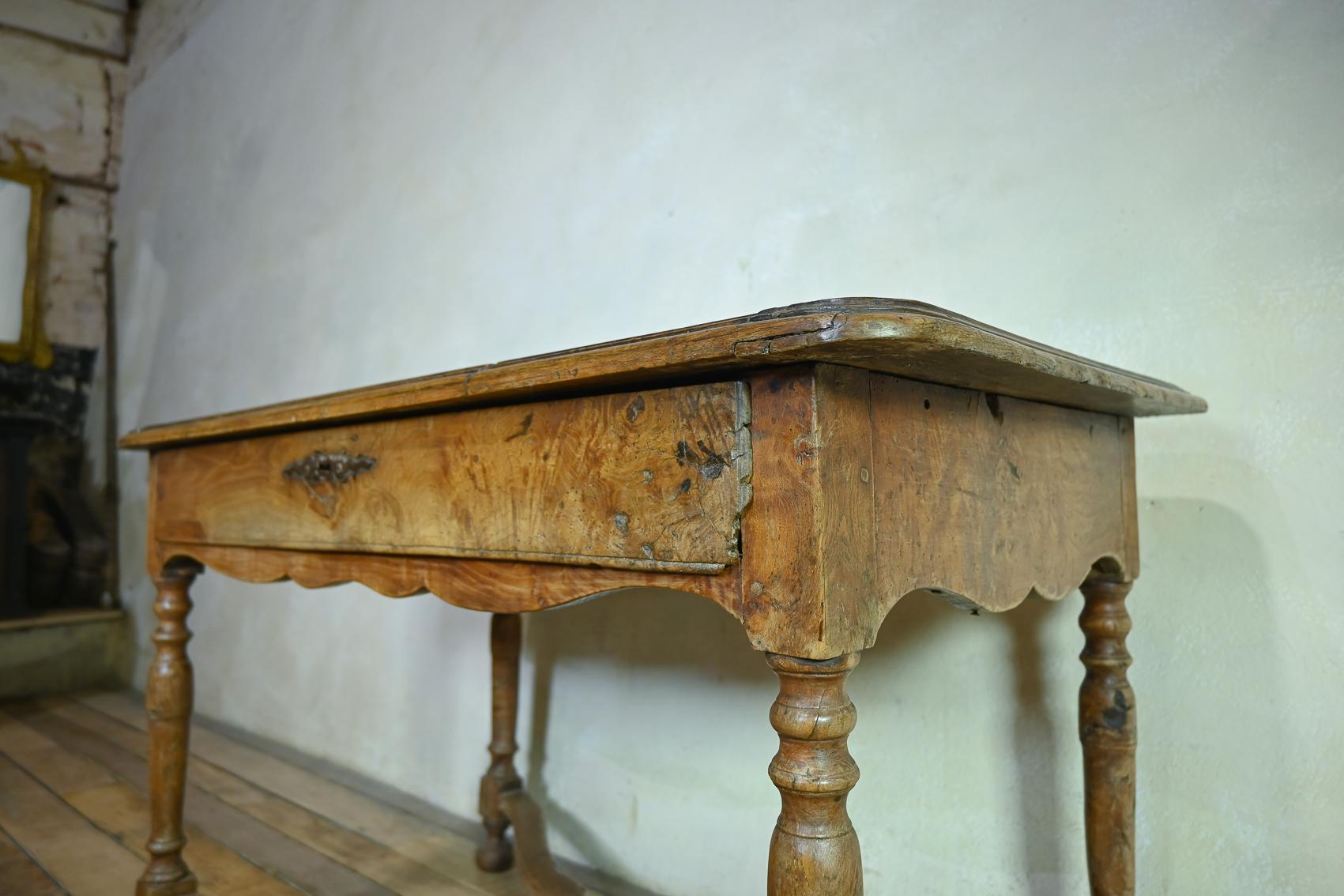 A French 19th Century Chestnut Side Table - Desk For Sale 2