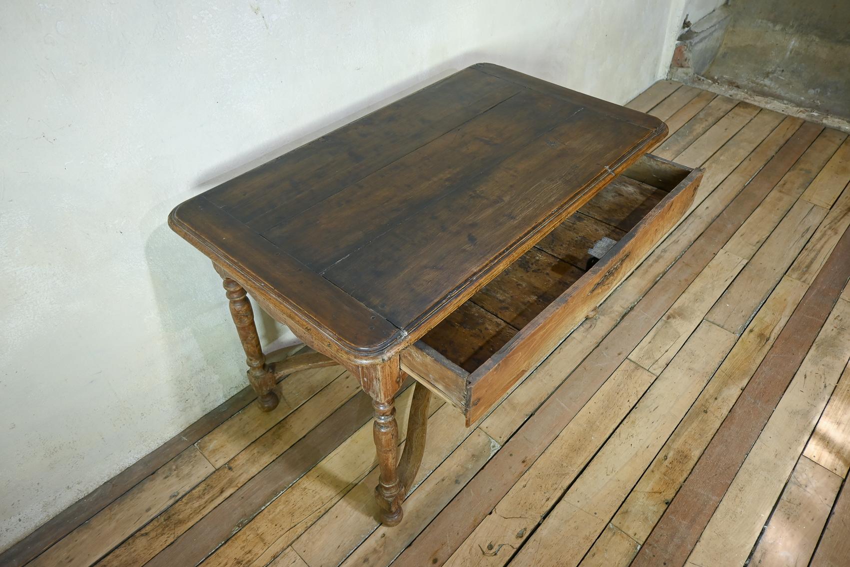 A French 19th Century Chestnut Side Table - Desk For Sale 6