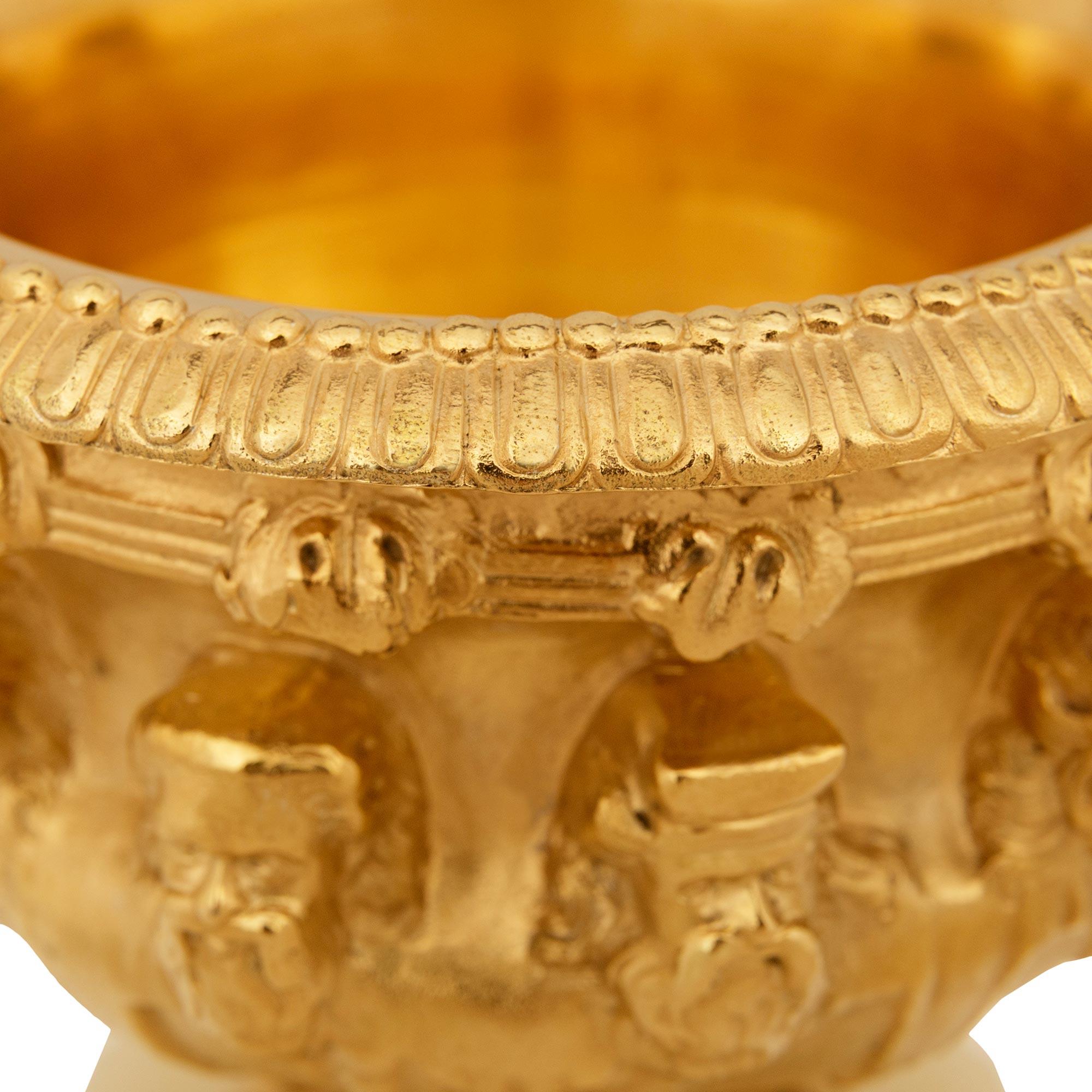A French 19th century Grand Tour Period Onyx and Ormolu Warwick vases For Sale 1