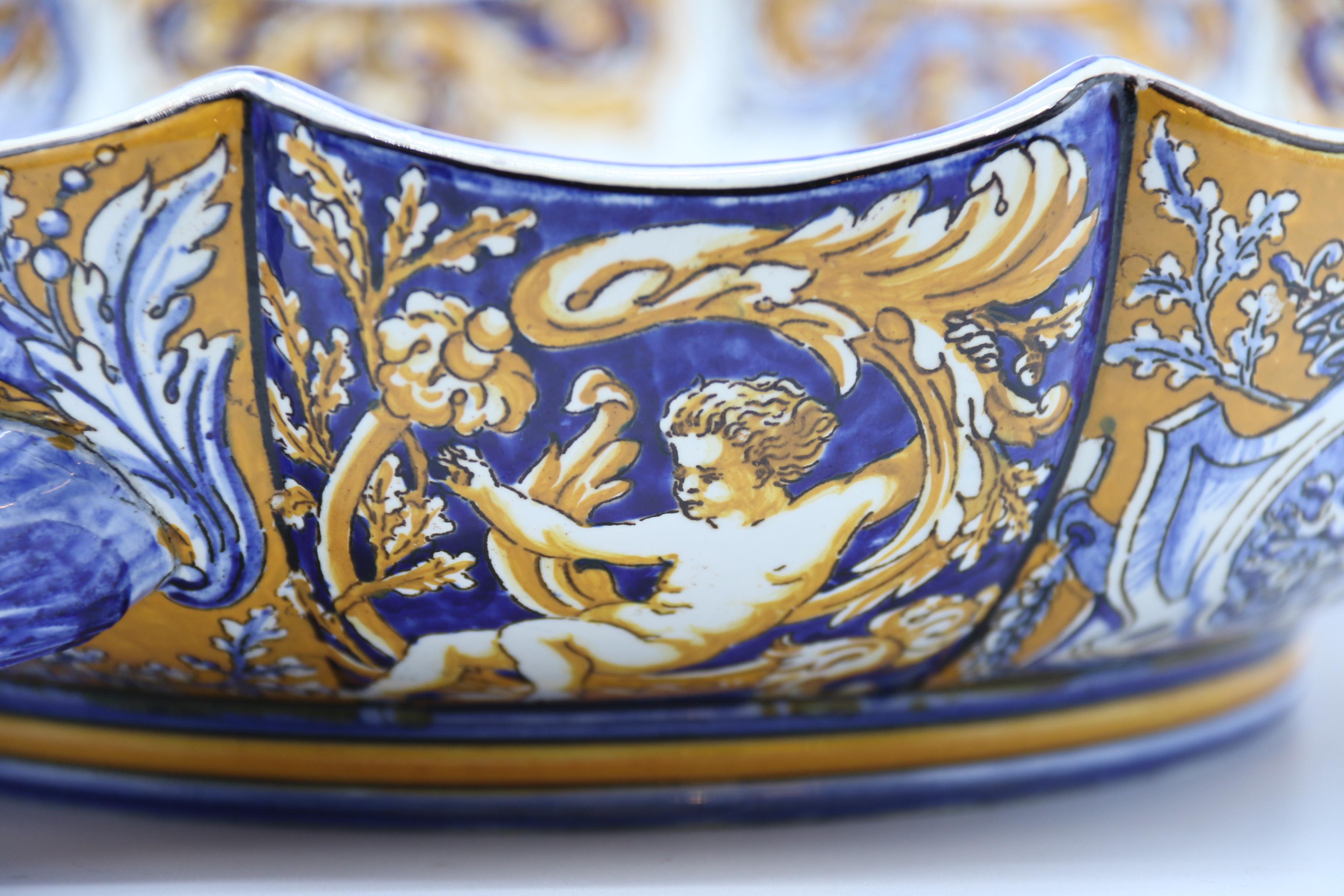 A French 19th century hand painted majolica dish from the Gien factory C 1875 For Sale 6