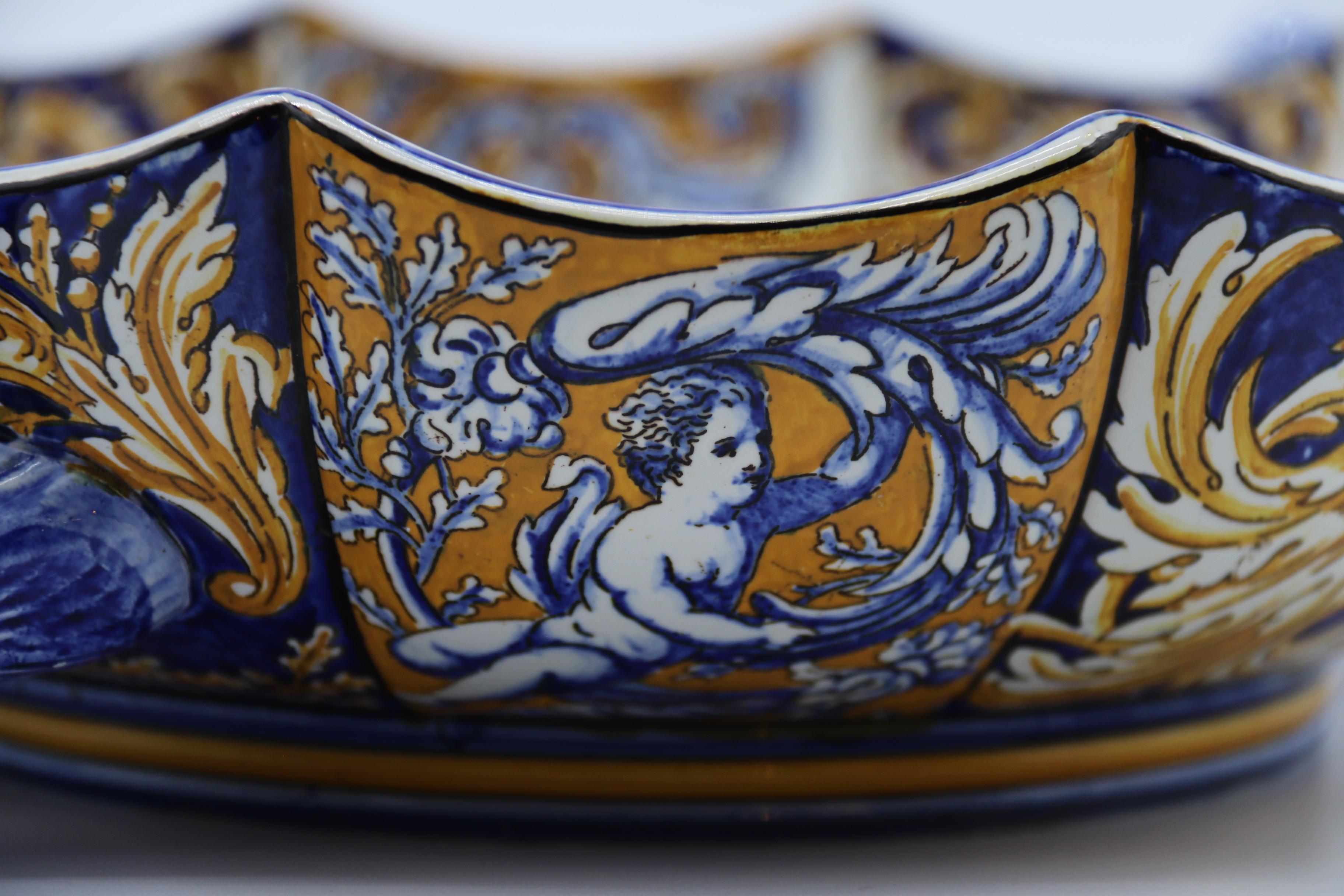 A French 19th century hand painted majolica dish from the Gien factory C 1875 For Sale 11