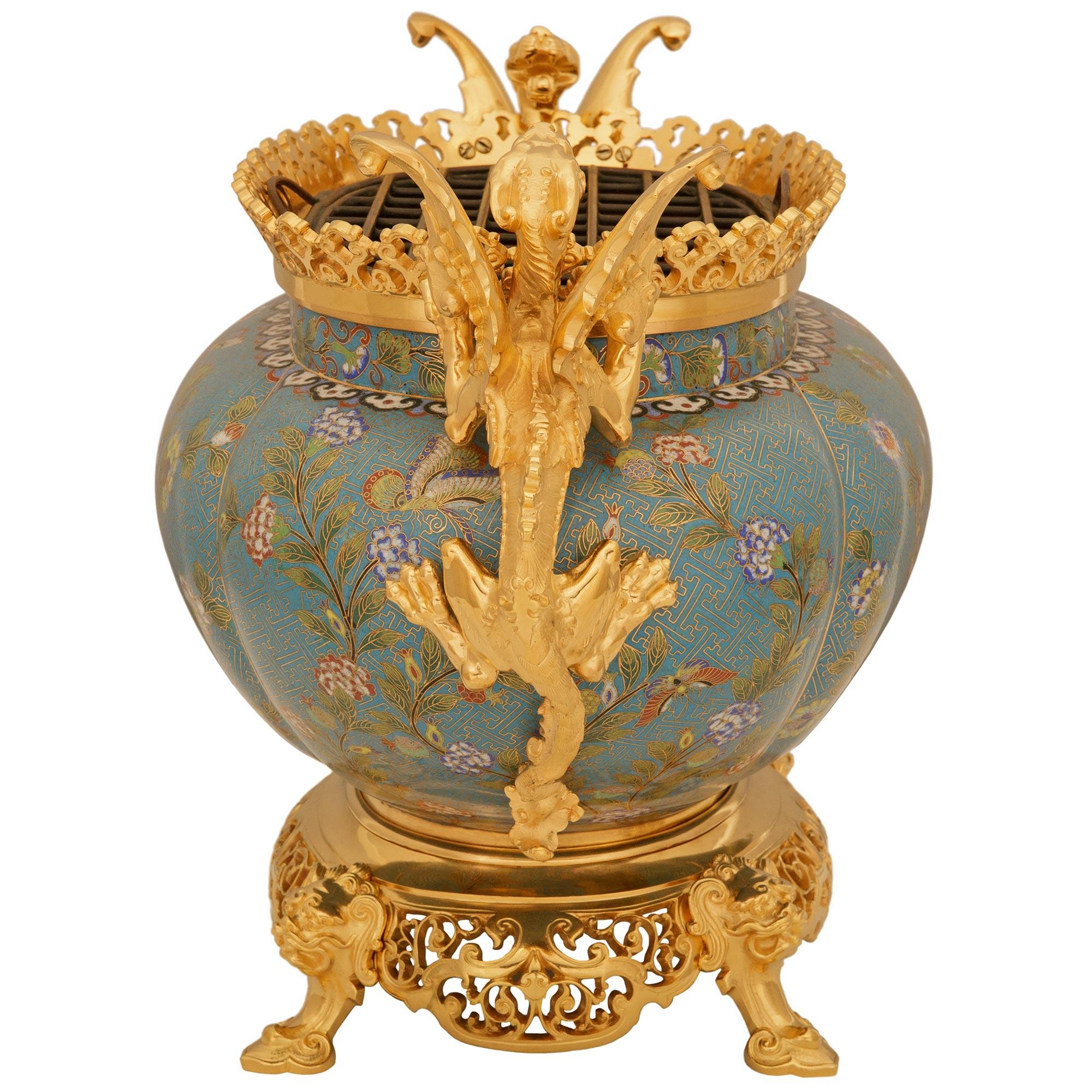 Français Vase/vase en cloisonné et bronze doré de style Japonais du 19ème siècle en vente