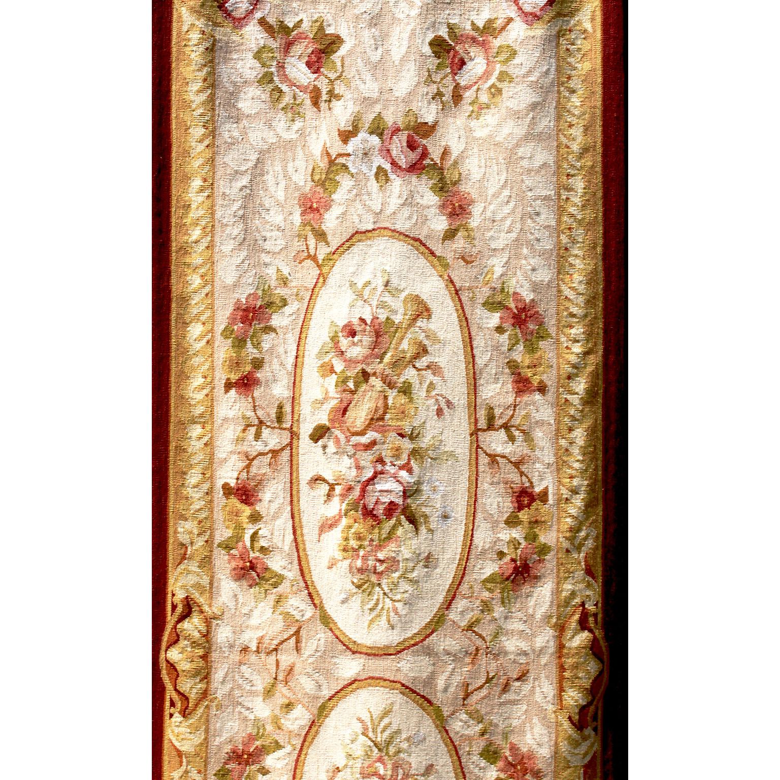 French 19th Century Louis XV Style Aubusson Tapestry Panel with Rose Bouquets In Good Condition For Sale In Los Angeles, CA