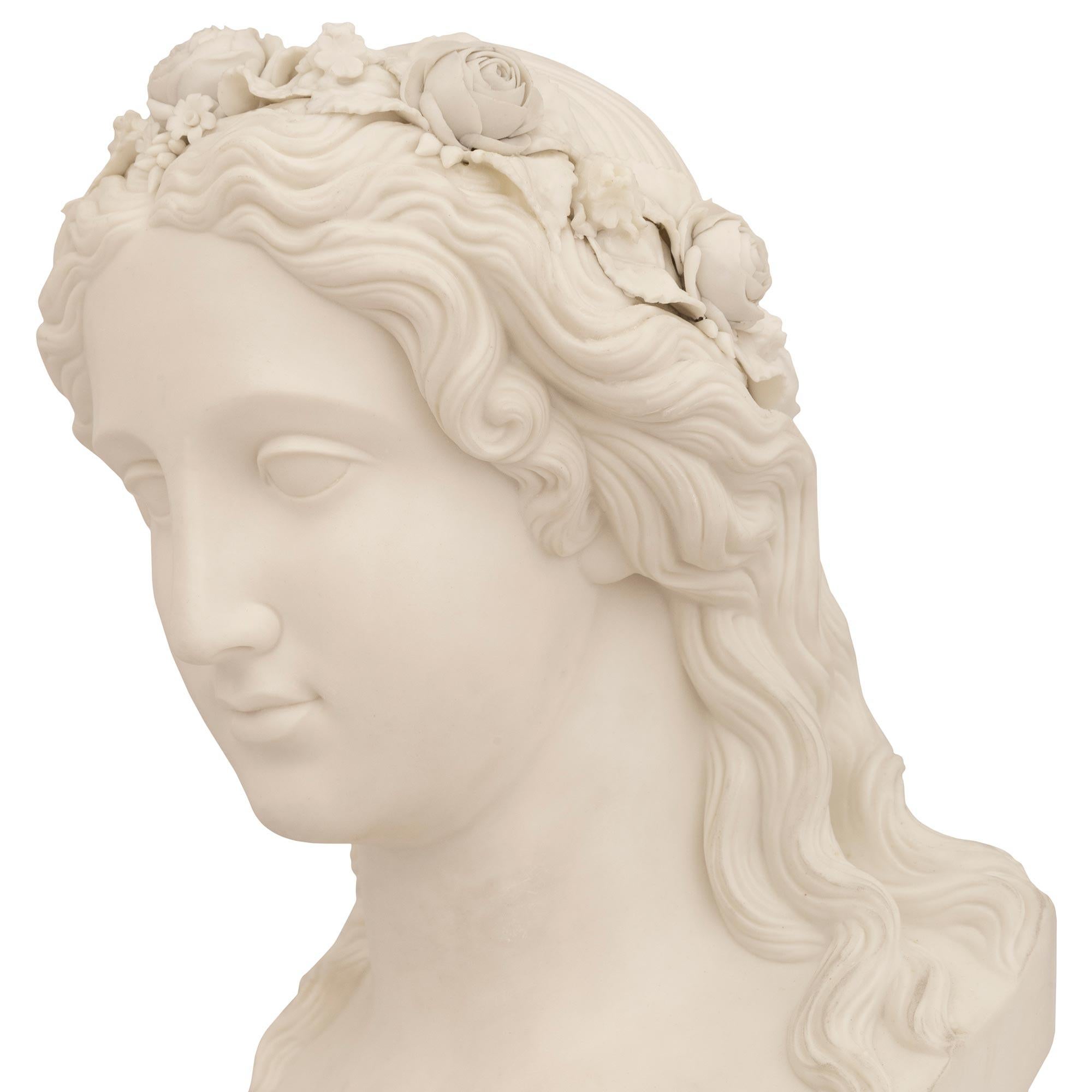 XIXe siècle Buste en biscuit de porcelaine Louis XVI du 19ème siècle en vente