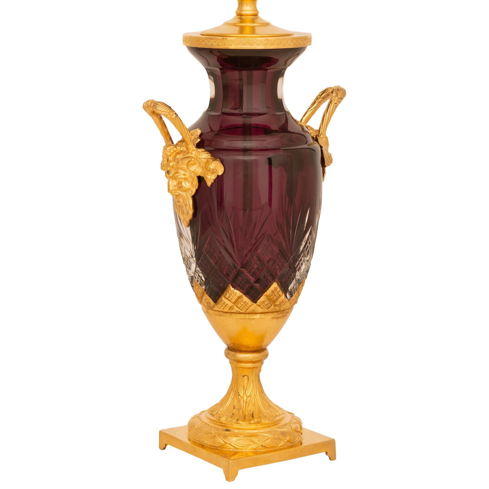 Lámpara francesa del siglo XIX de cristal y ormolu de estilo Luis XVI Francés en venta