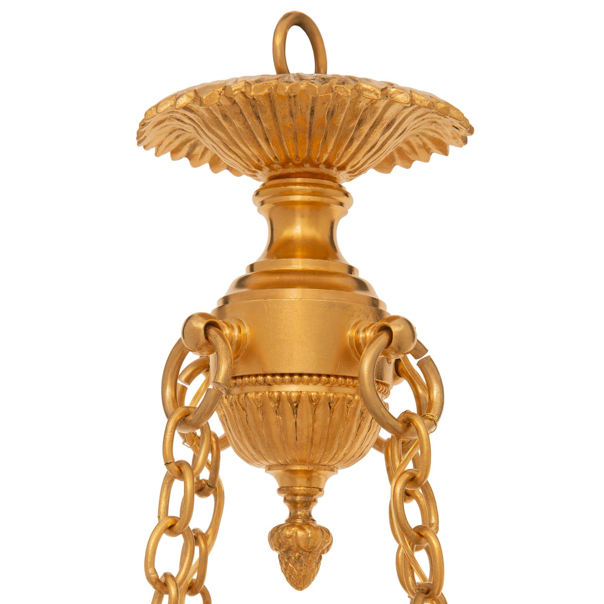 A French 19th century Louis XVI st. crystal chandelier In Good Condition For Sale In West Palm Beach, FL