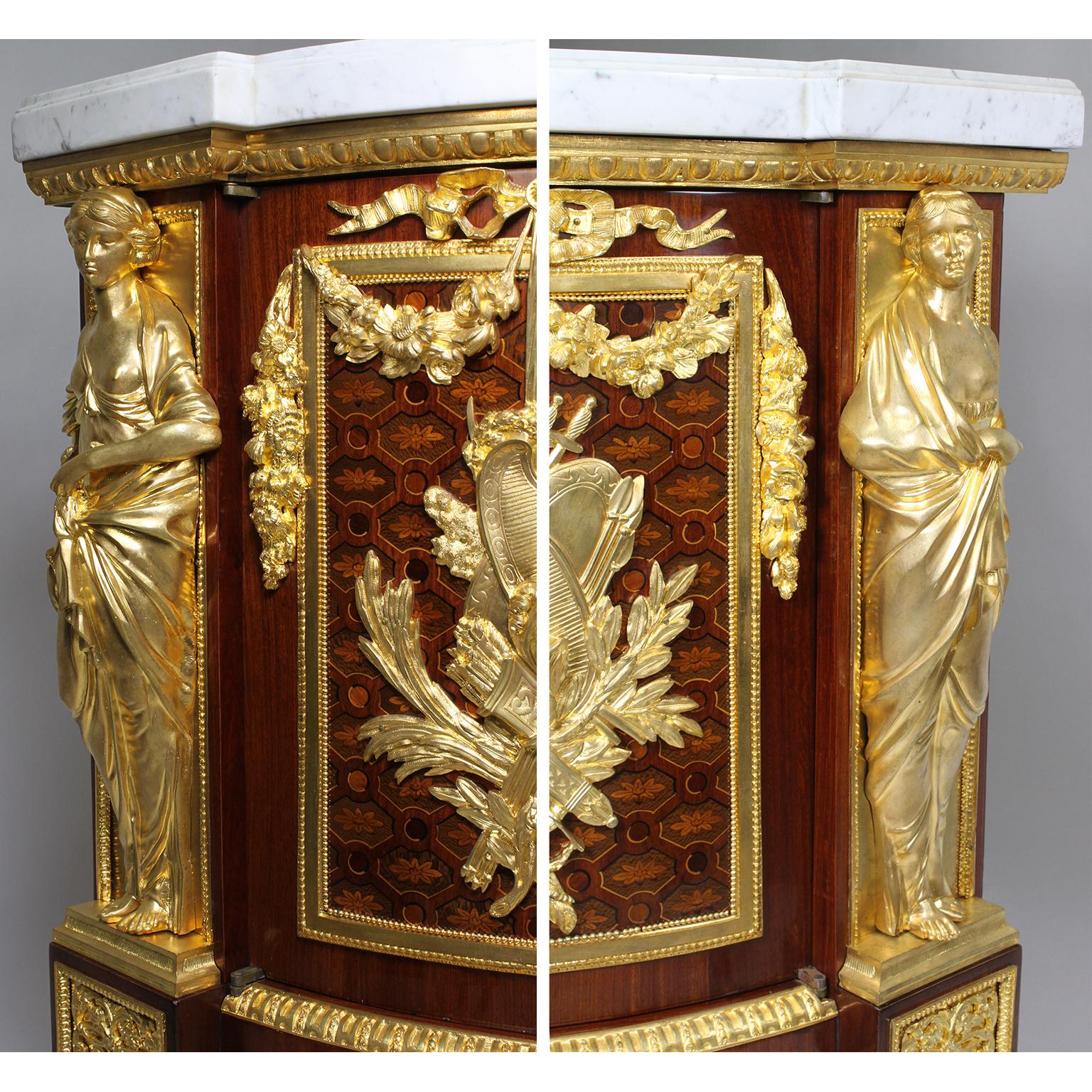 Palastartige französische Kommode im Louis-XVI.-Stil mit Intarsien und Wappen aus vergoldeter Bronze im Angebot 2