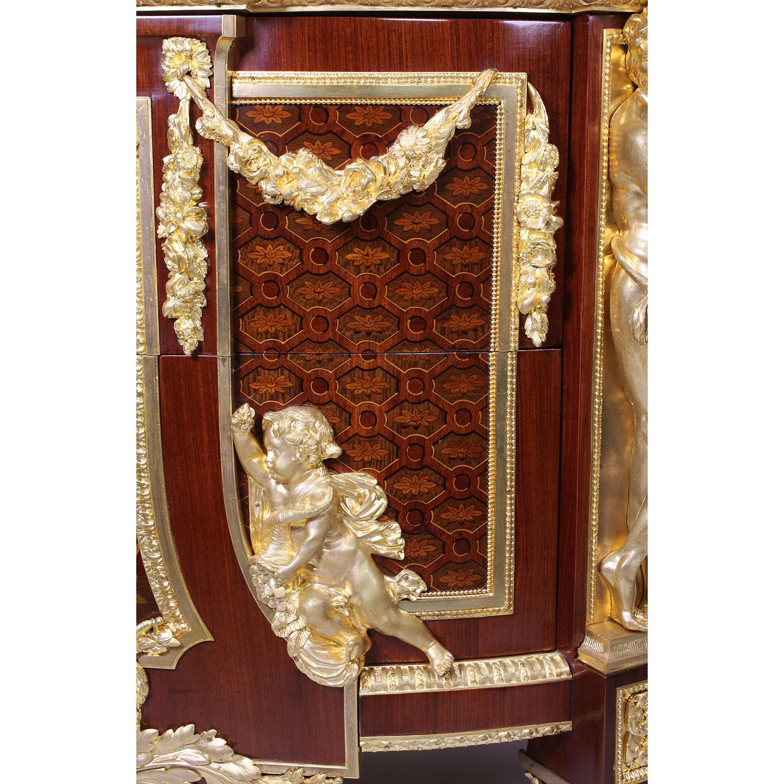 Palastartige französische Kommode im Louis-XVI.-Stil mit Intarsien und Wappen aus vergoldeter Bronze im Angebot 6
