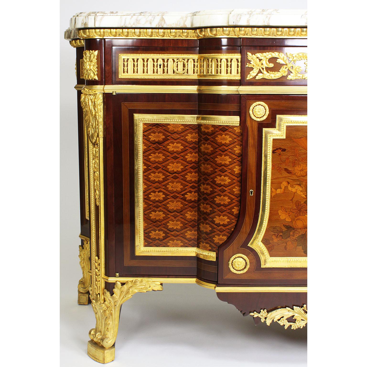 French 19th Century Louis XVI Style Ormolu and Marquetry Fontainebleau Commode In Good Condition In Los Angeles, CA