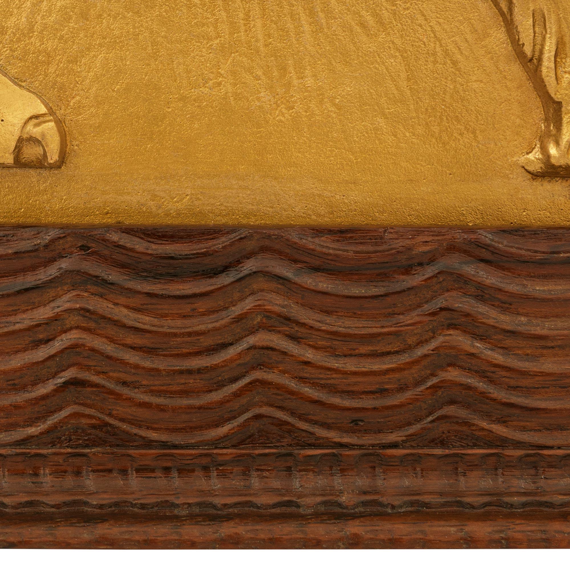 Una placa neoclásica francesa del siglo XIX st. Placa de ormolu y palisandro en venta 1