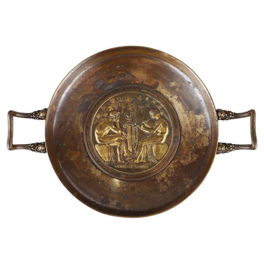 Tazza in bronzo patinato neoclassico francese del XIX secolo, firmata F. Levill In condizioni buone in vendita a Kvidinge, SE
