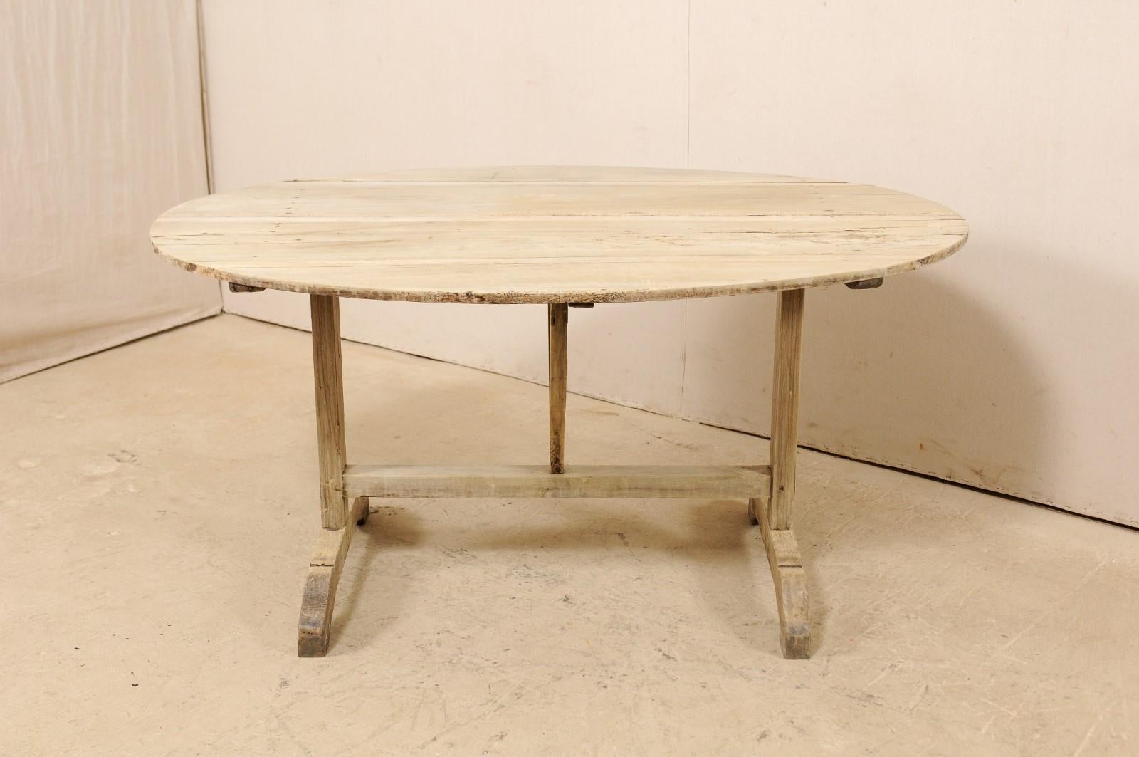 French 19th Century Oval-Shaped Wine Tasting Tilt-Top Table 1