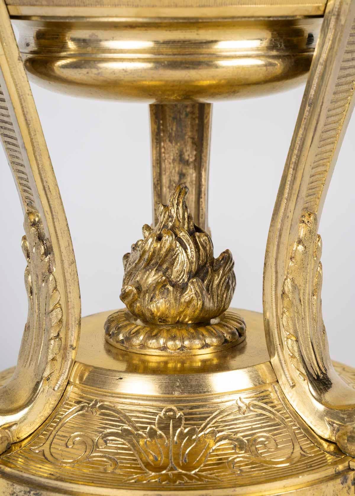 Vaso coperto di pot-pourri francese del XIX secolo In condizioni buone in vendita a Saint-Ouen, FR