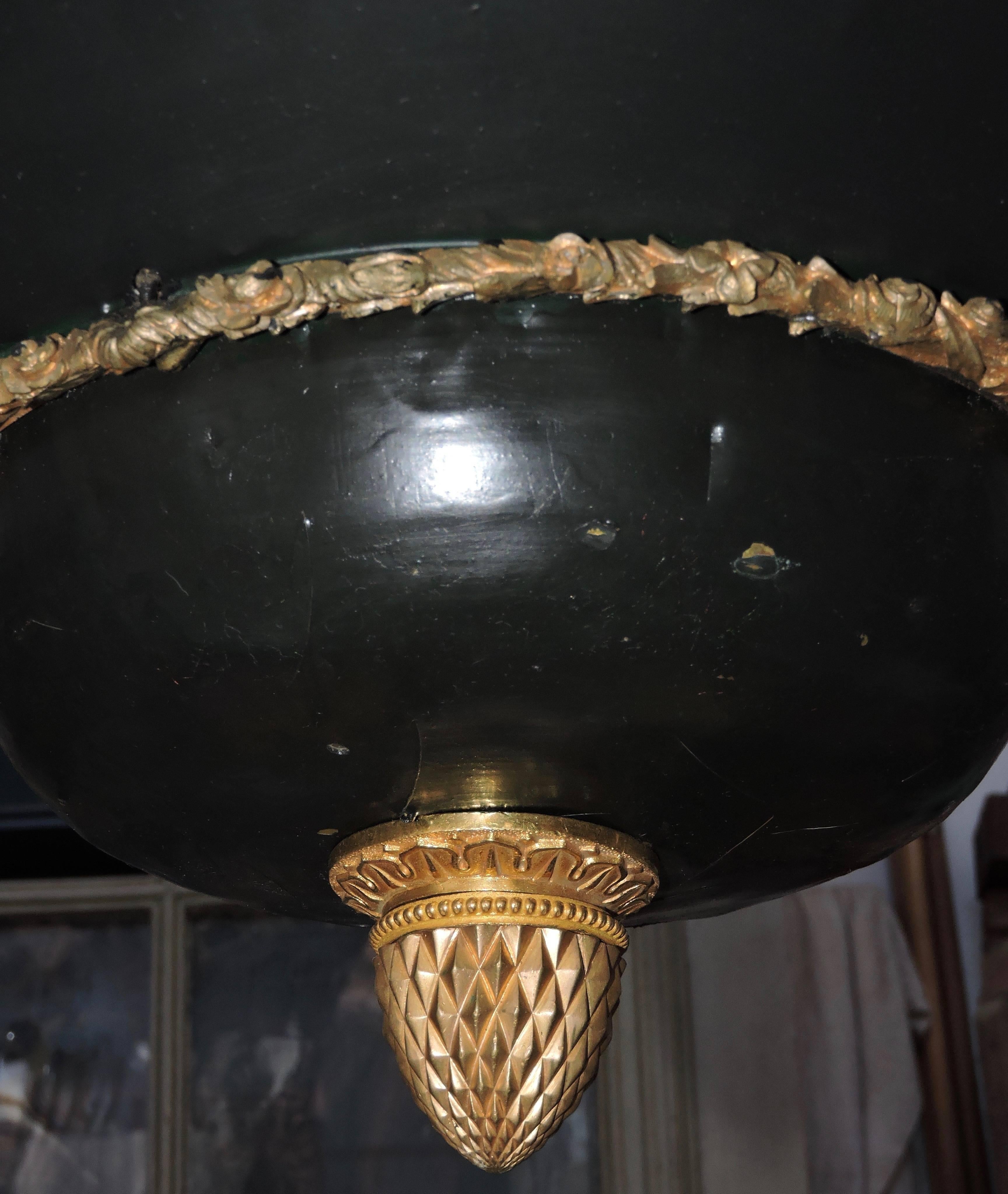 French 19th Century Twelve Lights Restauration Period Chandelier For Sale 4