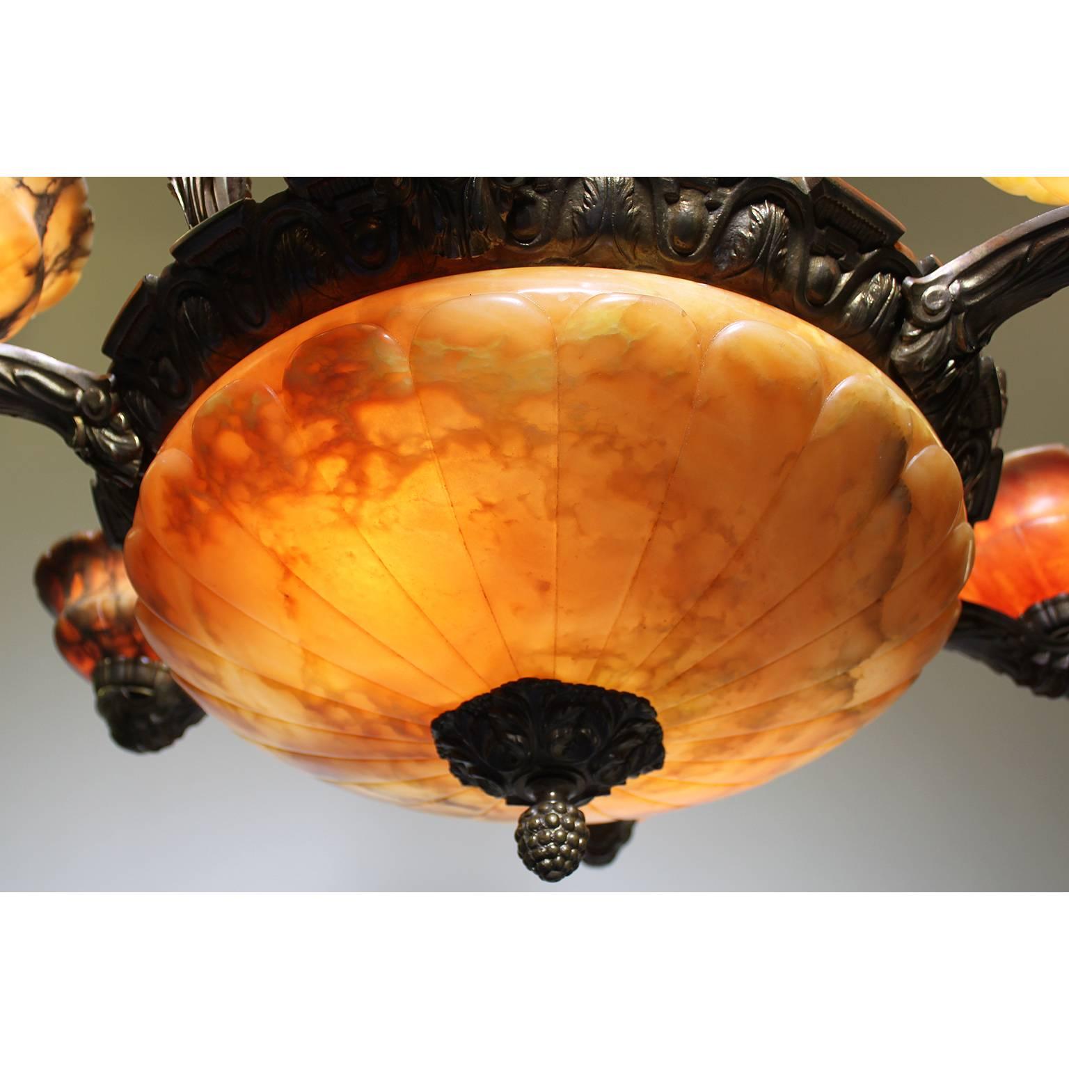 French 20th Century Art Deco Silvered Bronze and Alabaster Six-Light Chandelier For Sale 1