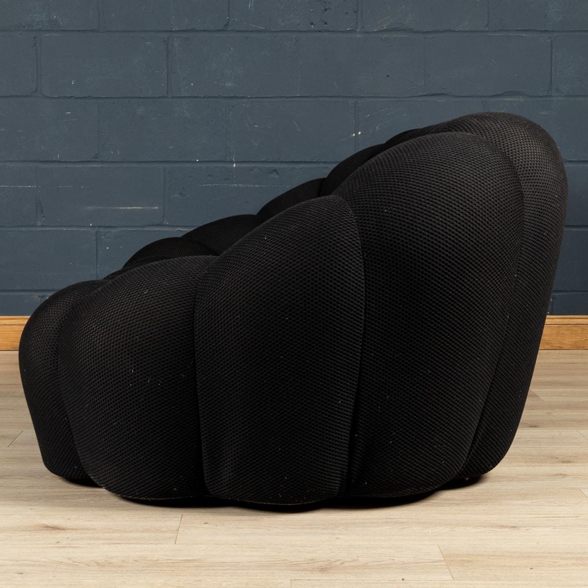 black bubble sofa
