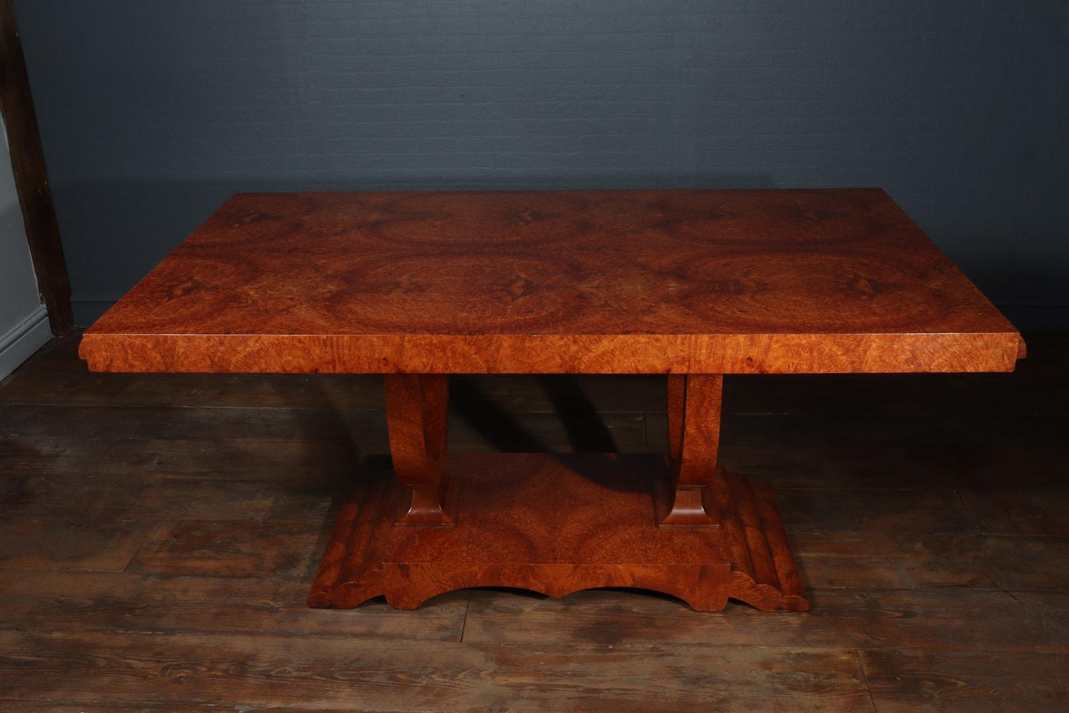 Wood French Art Deco Amboyna Extending Dining Table, circa 1930 For Sale