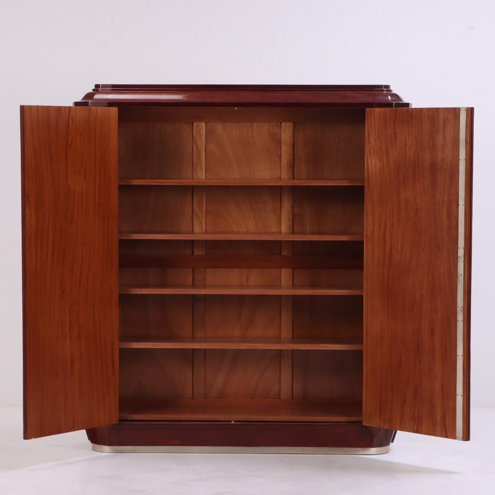 Legno Armadio/guardaroba in legno di amboyna e mogano in stile Art Déco francese, C.C. 1930. in vendita