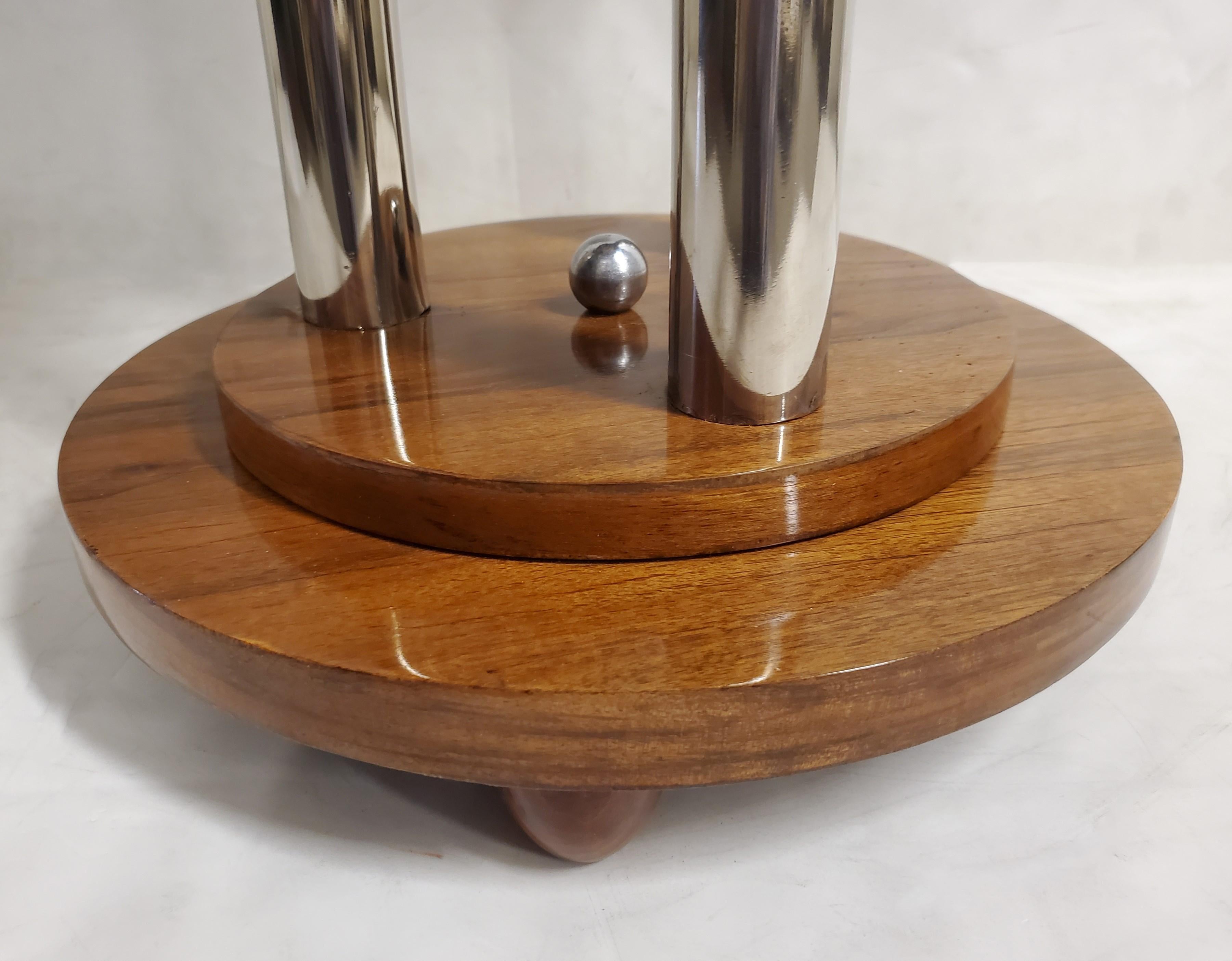 French Art Deco Book Matched Walnut and Metal End / Side Table For Sale 8
