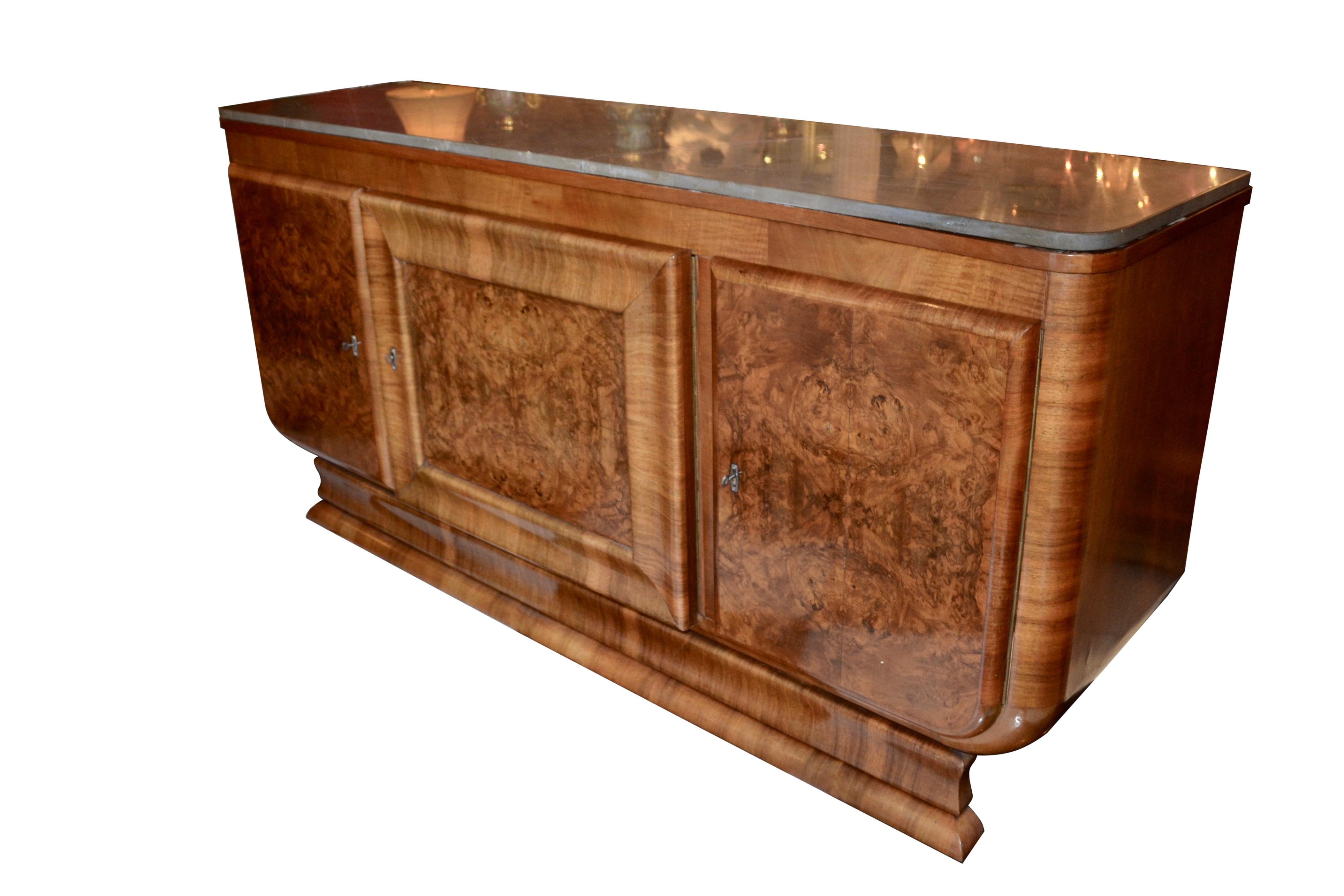 French Art Deco Burl Walnut Buffet Sideborad In Good Condition For Sale In Vancouver, British Columbia