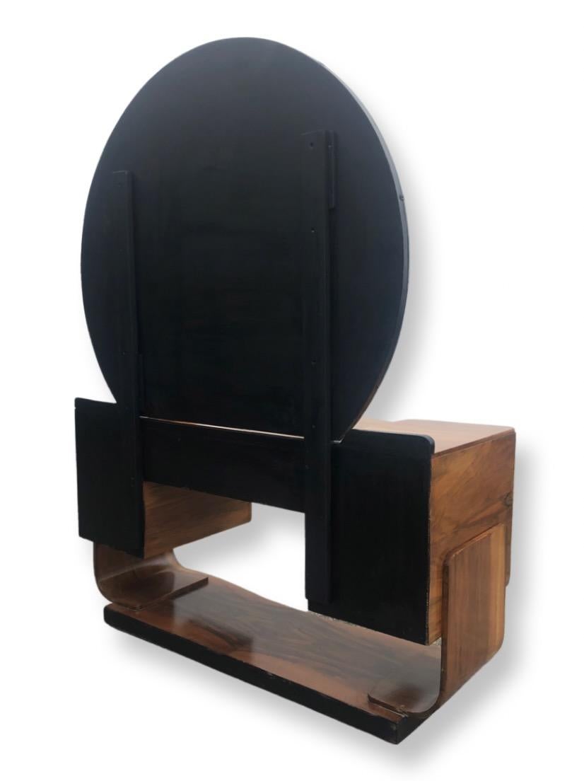 French Art Deco Figured Walnut “U” Base Dressing Table In Good Condition In Barnstaple, GB