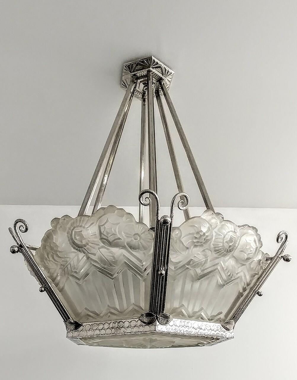 Forged French Art Deco Pendant Chandelier by Noverdy For Sale