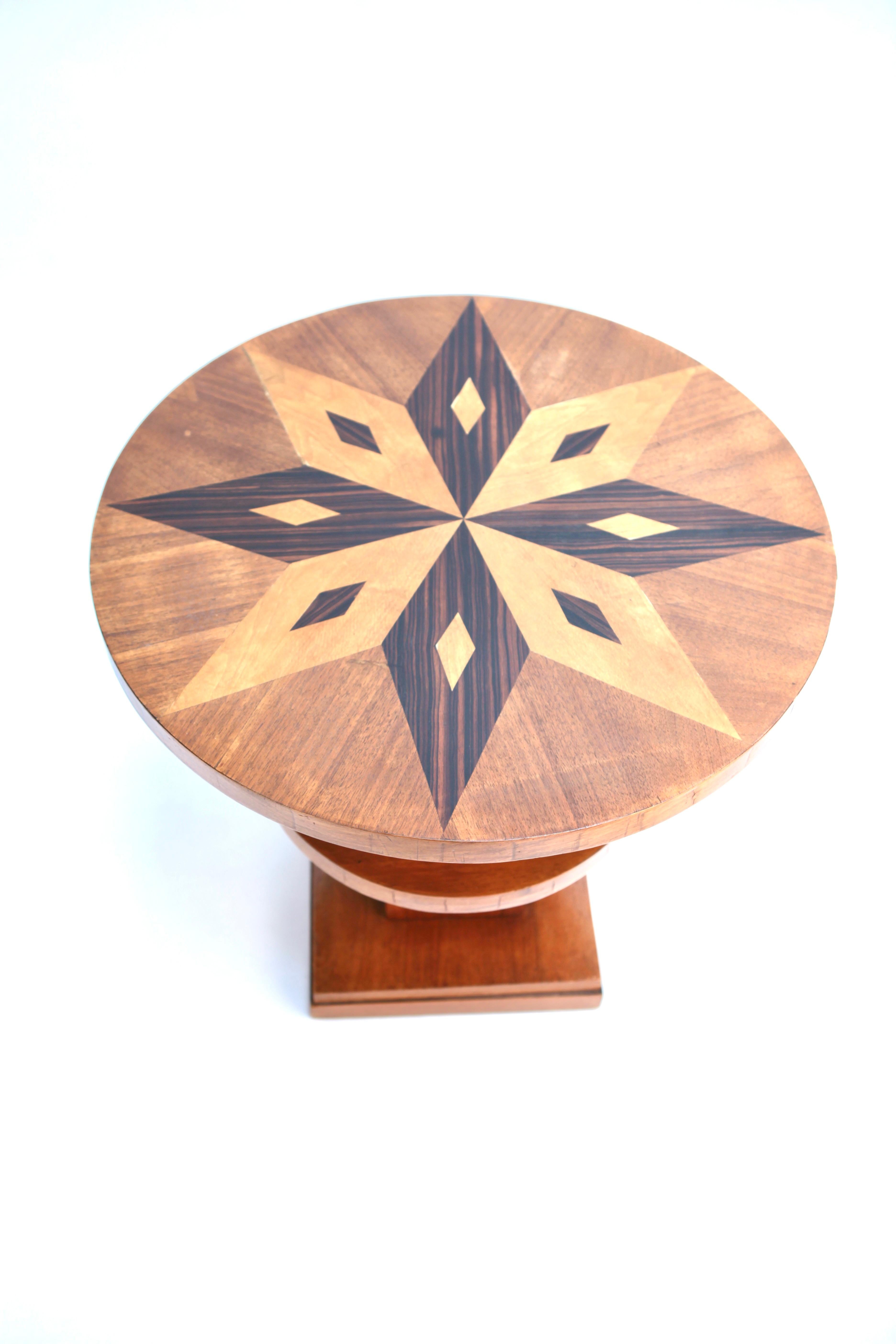 A French Art Deco Side Table, Wood Inlayed & Veneer, France 1930s For Sale 2