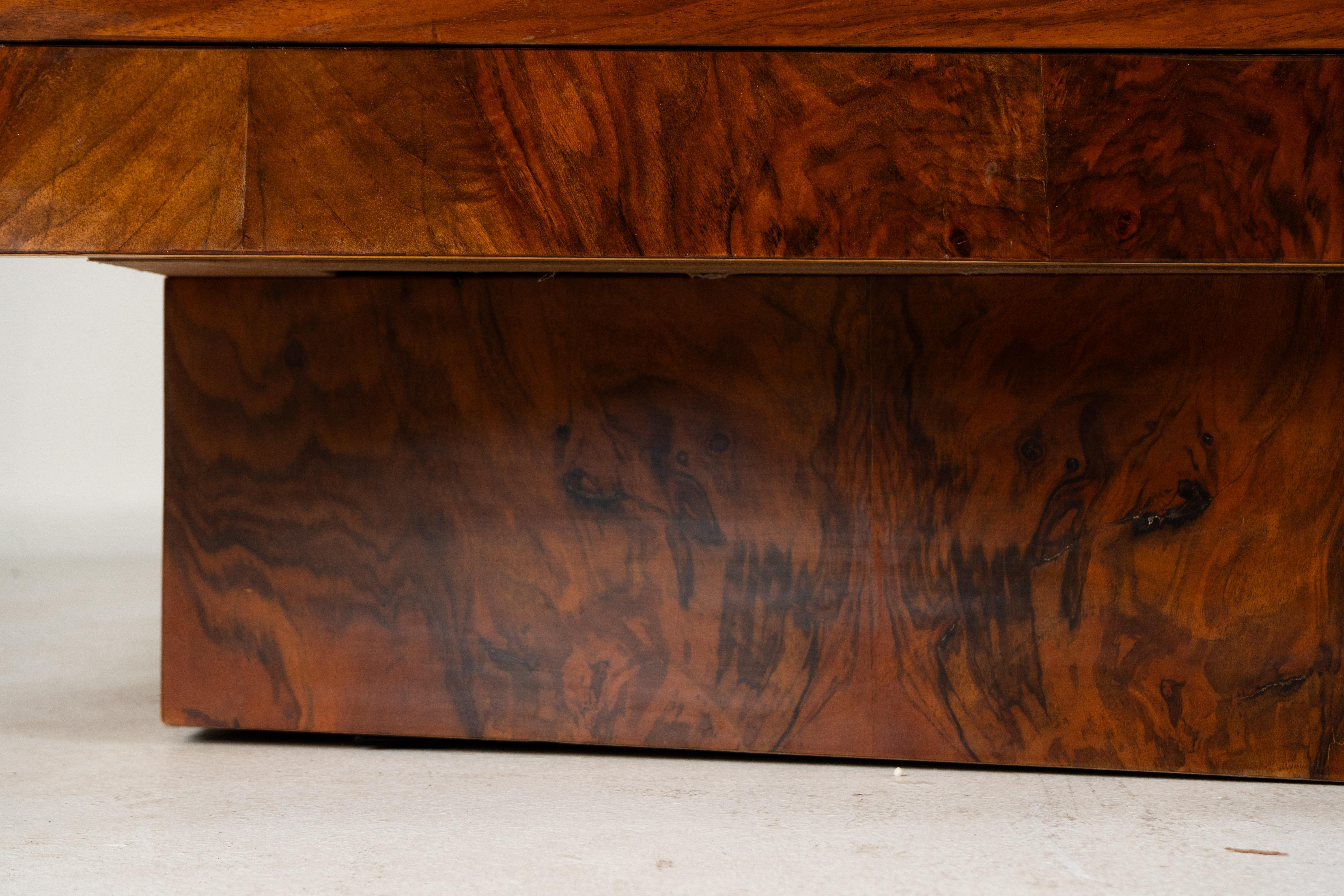 A French Art Deco Sideboard with Beveled Front and Three Drawers in vendita 1