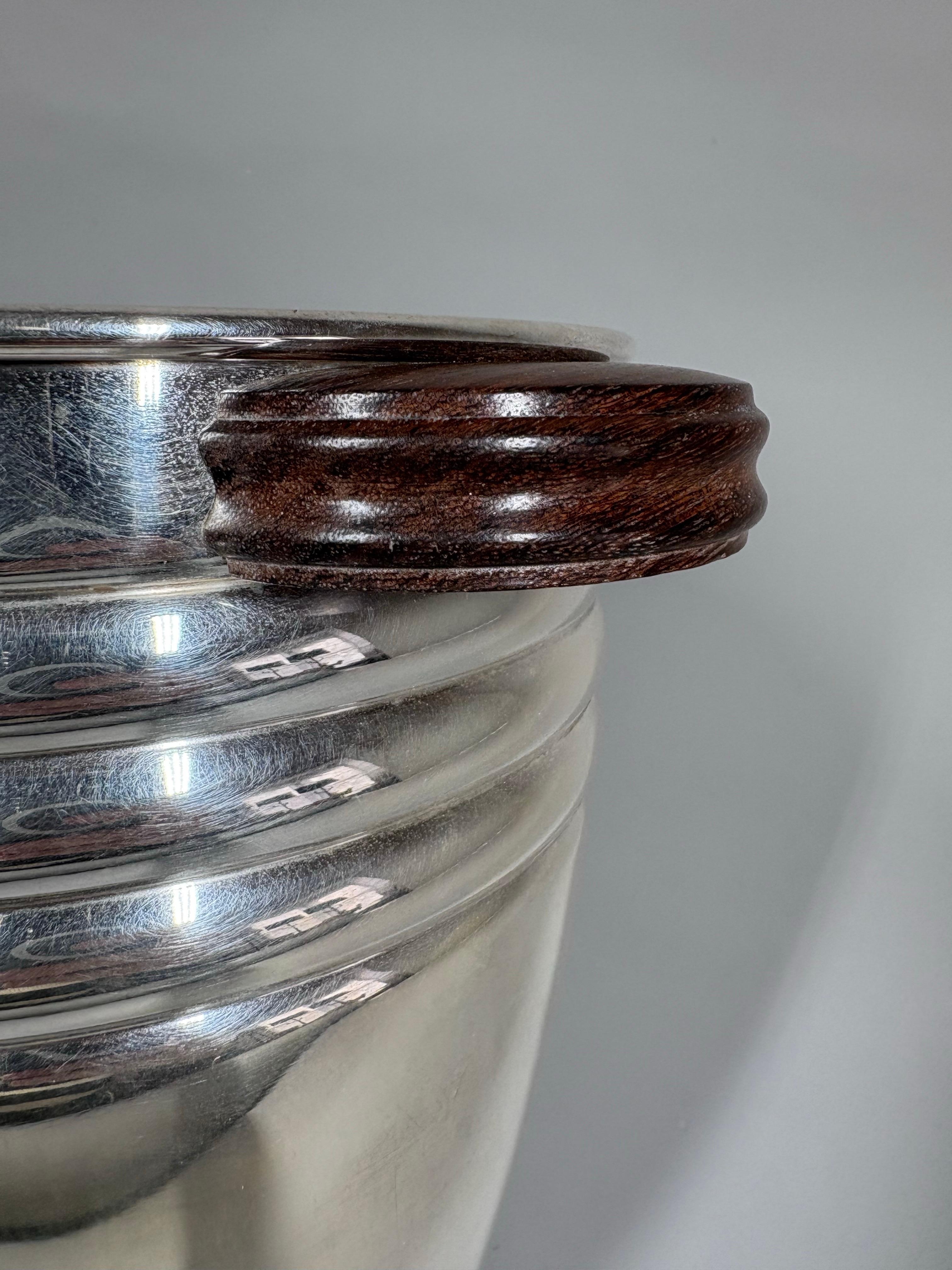 Französischer versilberter Champagner-/Weinkühler im Art-Déco-Stil mit Griffen aus Palisanderholz (Versilberung) im Angebot