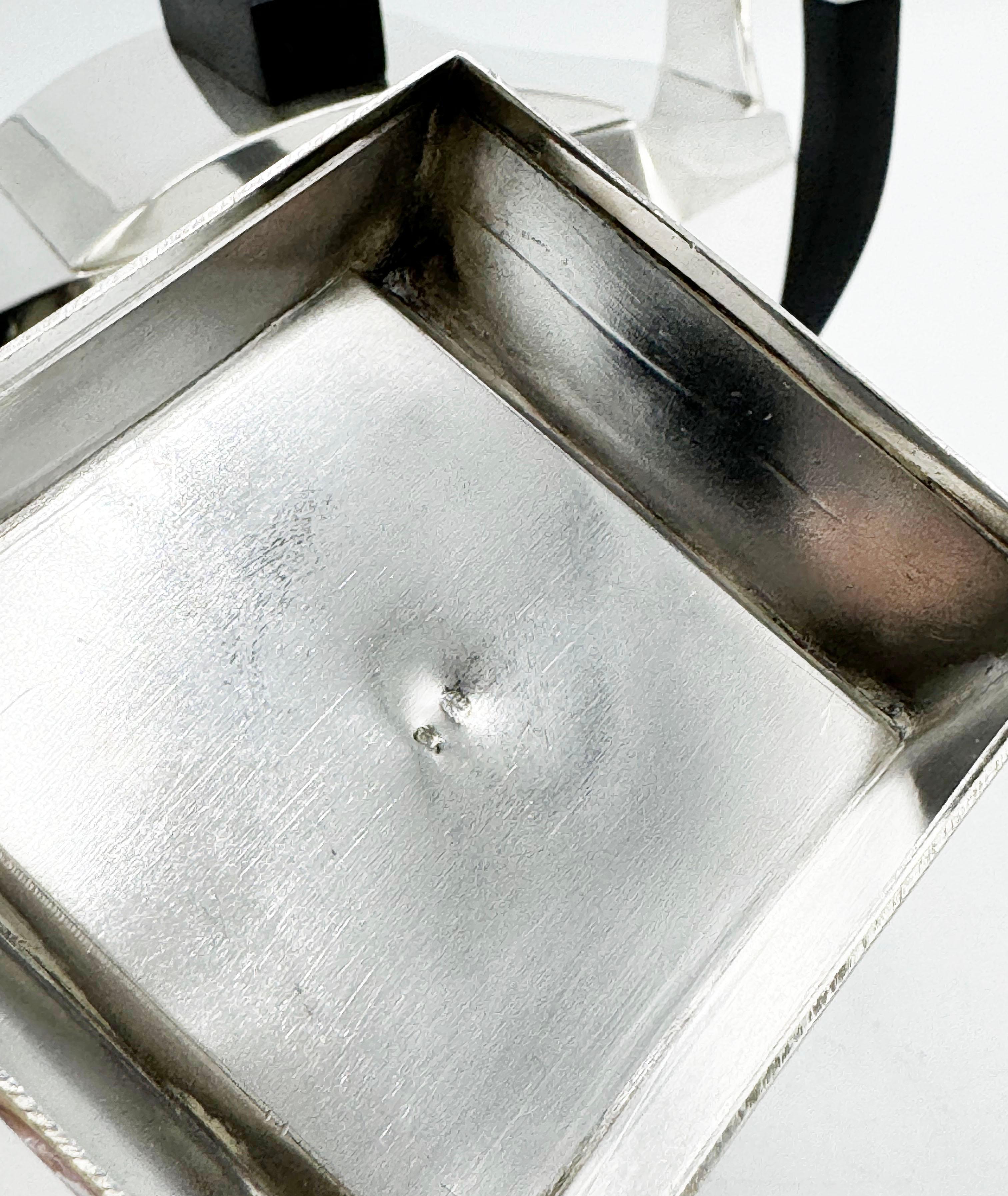 Servizio da caffè e da tè in argento Art Deco francese, di Argental, 1930 circa in vendita 2