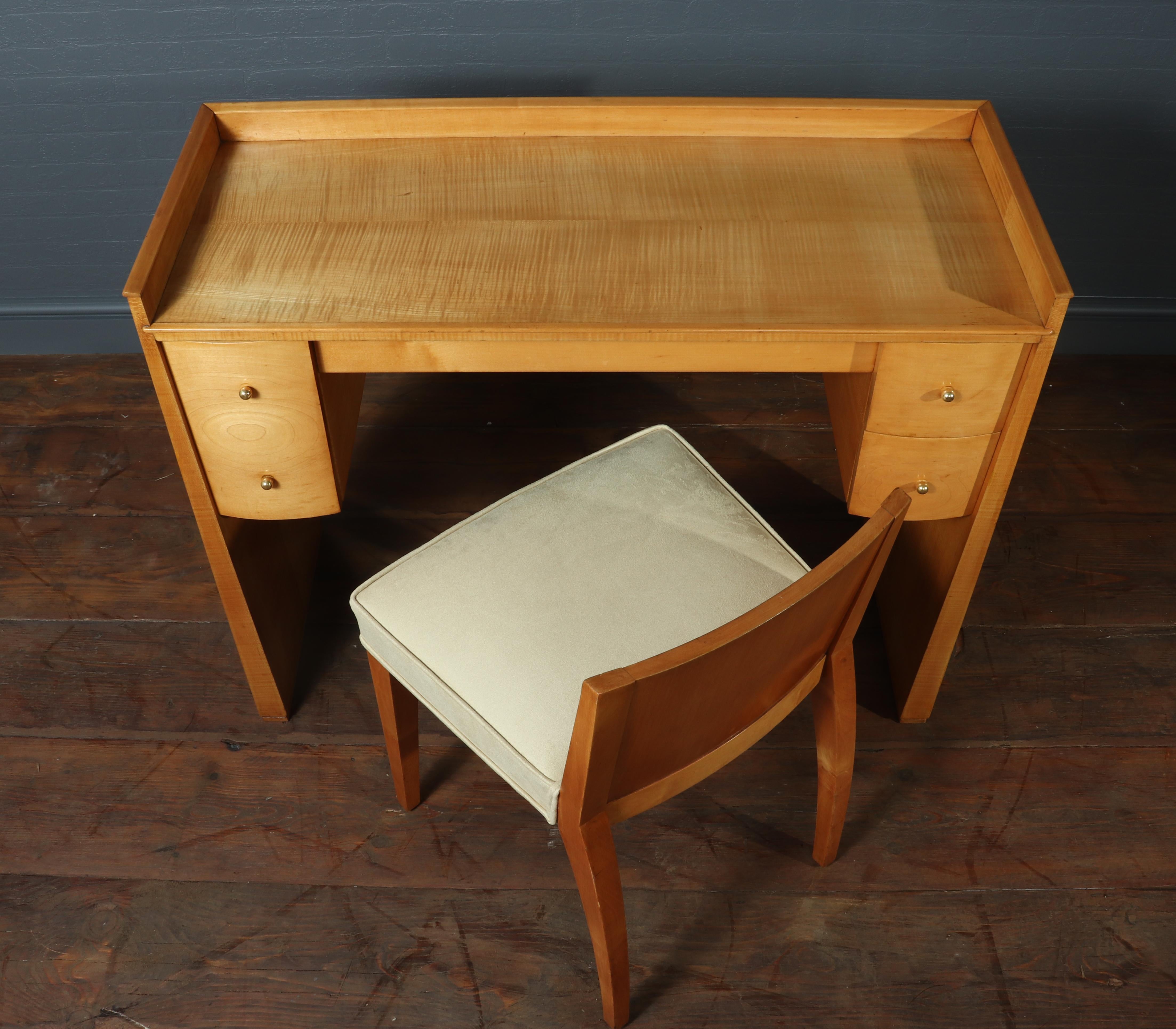 French Art Deco Sycamore Dressing Table and Chair For Sale 5