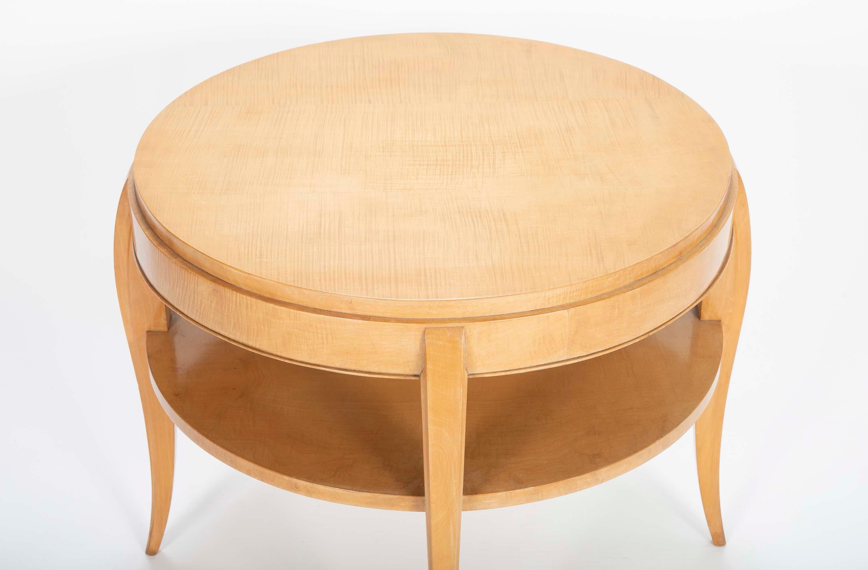 Sycomore Table d'appoint en sycomore Art déco français en vente