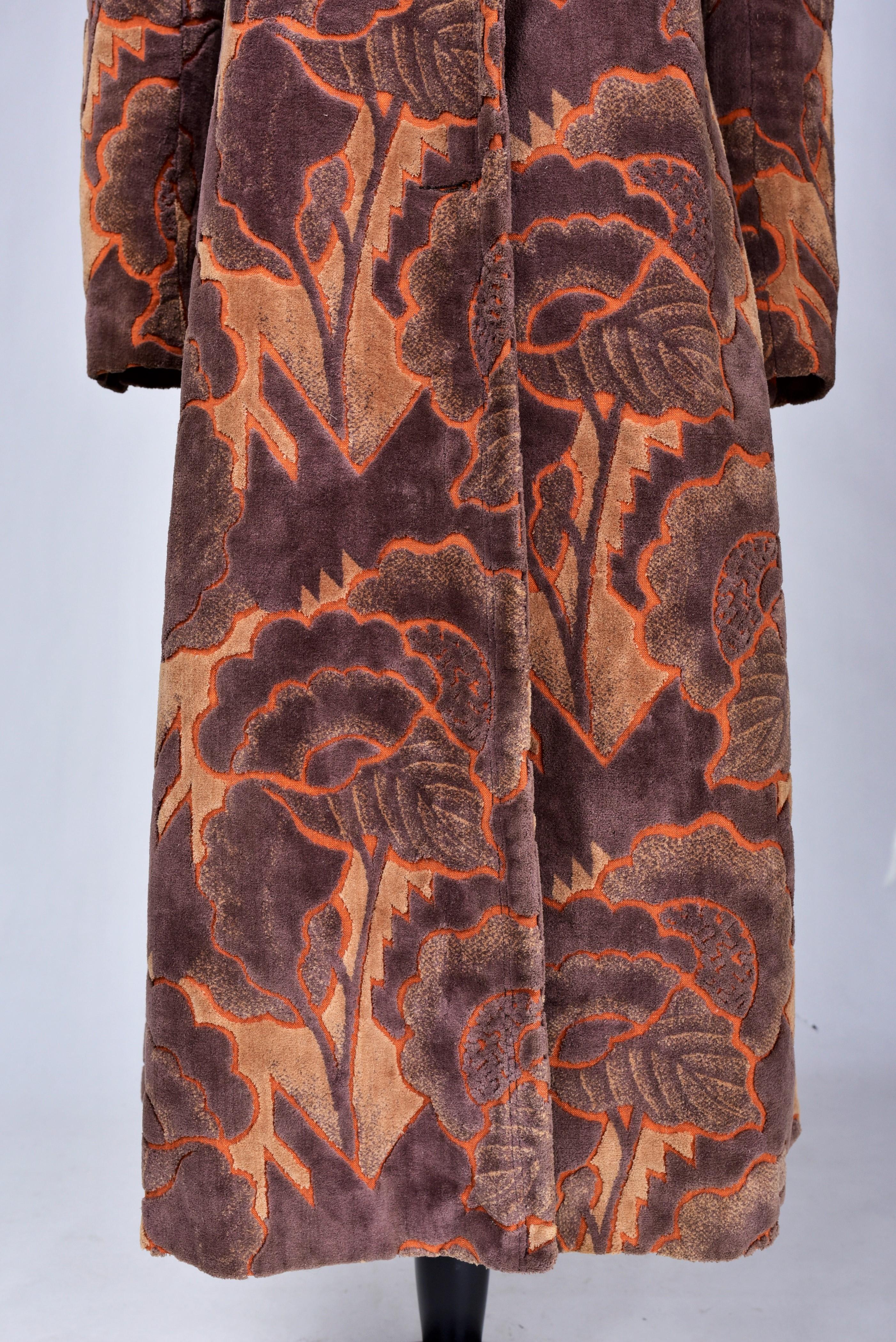 Brown A French Art Deco Velvet Day Coat in the style of Raoul Dufy Circa 1970 For Sale
