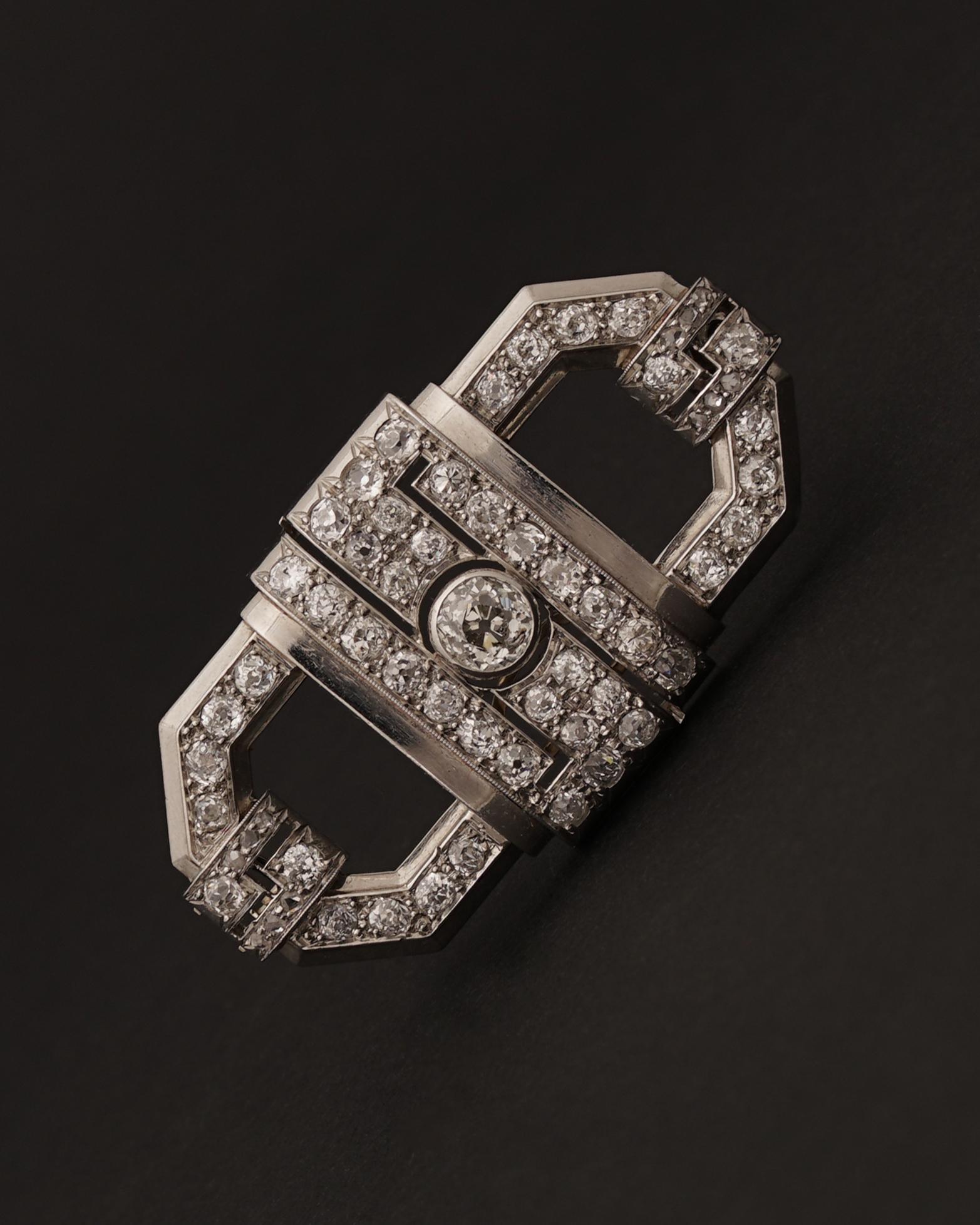 Round Cut French Art Deco White Gold and Diamond Brooch, C. 1930