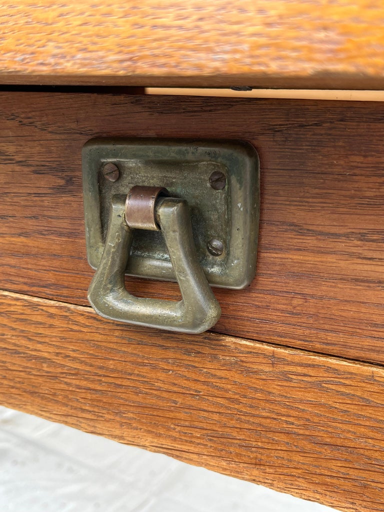 French Art-Deco Writing Table, Manner of Arbus For Sale at 1stDibs