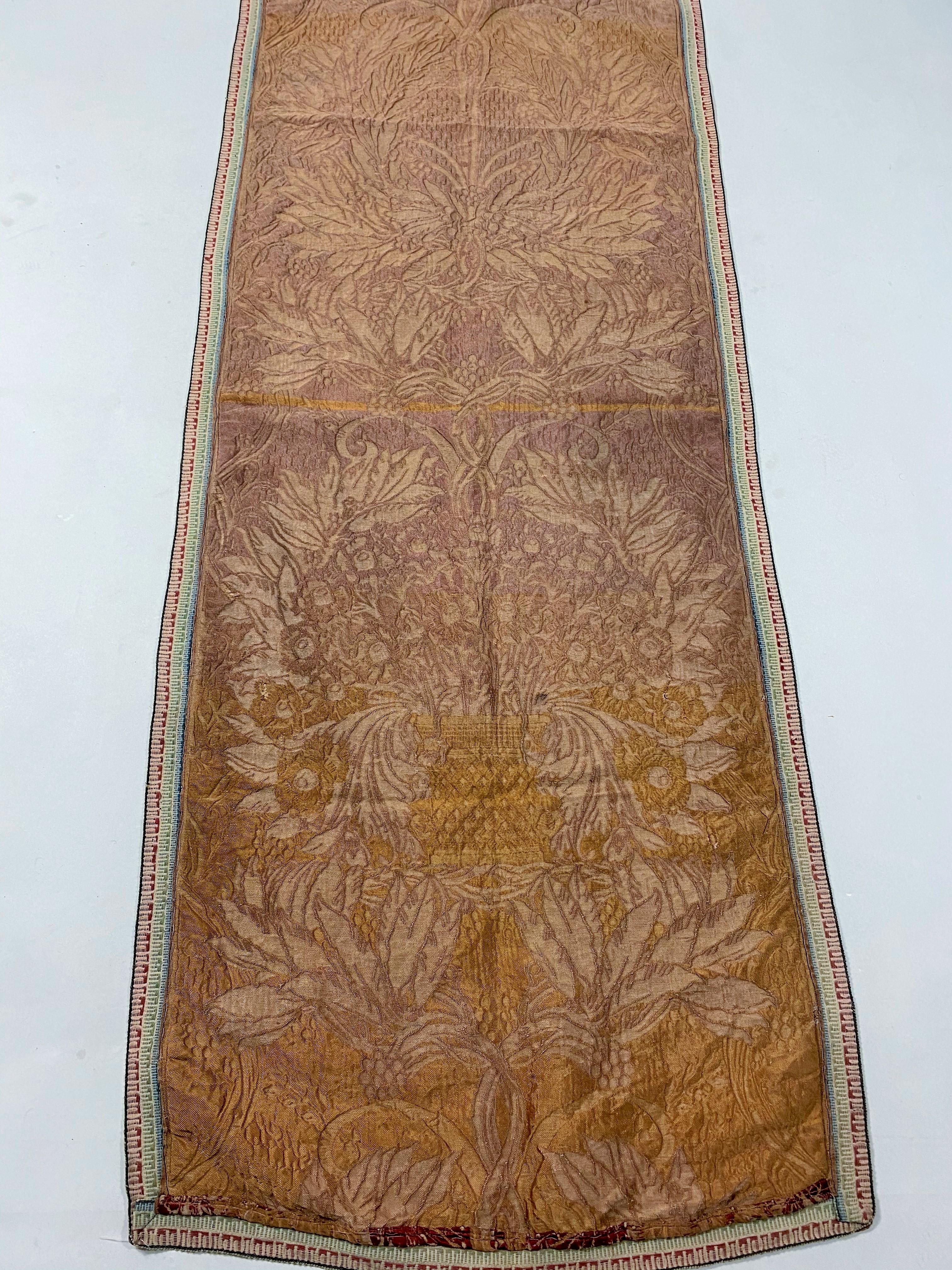 A French Art Nouveau Brocaded Silk by Adrien Karbowsky - Tassinari & Chatel 1899 For Sale 9