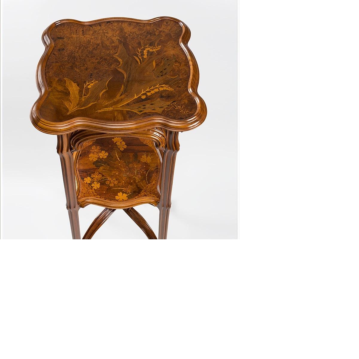 A French Art Nouveau selette by Émile Gallé. Gallé made very few selettes of this quality and design during his career, and even fewer of those with curved lower pieces that reunite in the middle, culminating in a gorgeous flower in full bloom. This